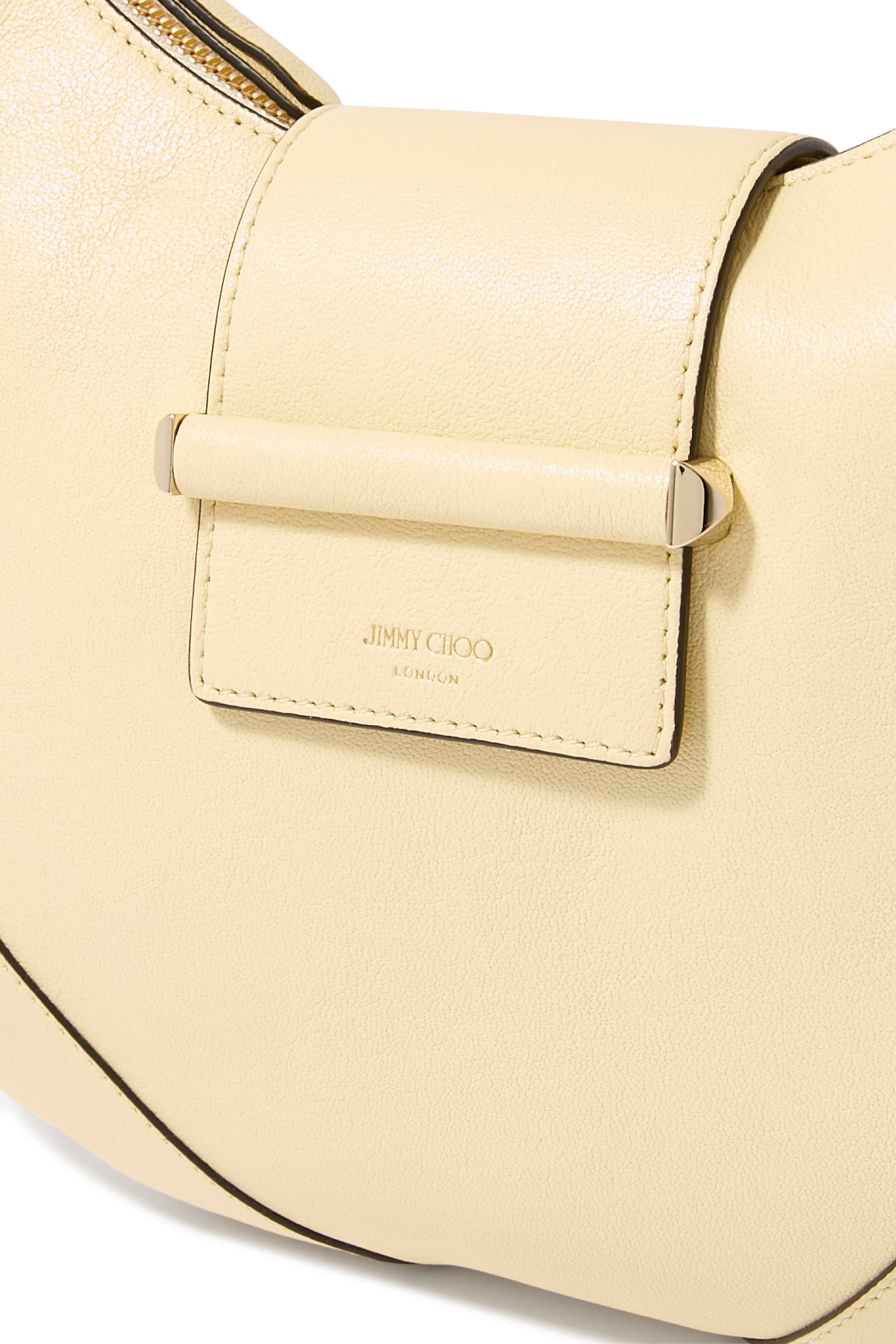 حقيبة هوبو بحلية بتصميم قضيب