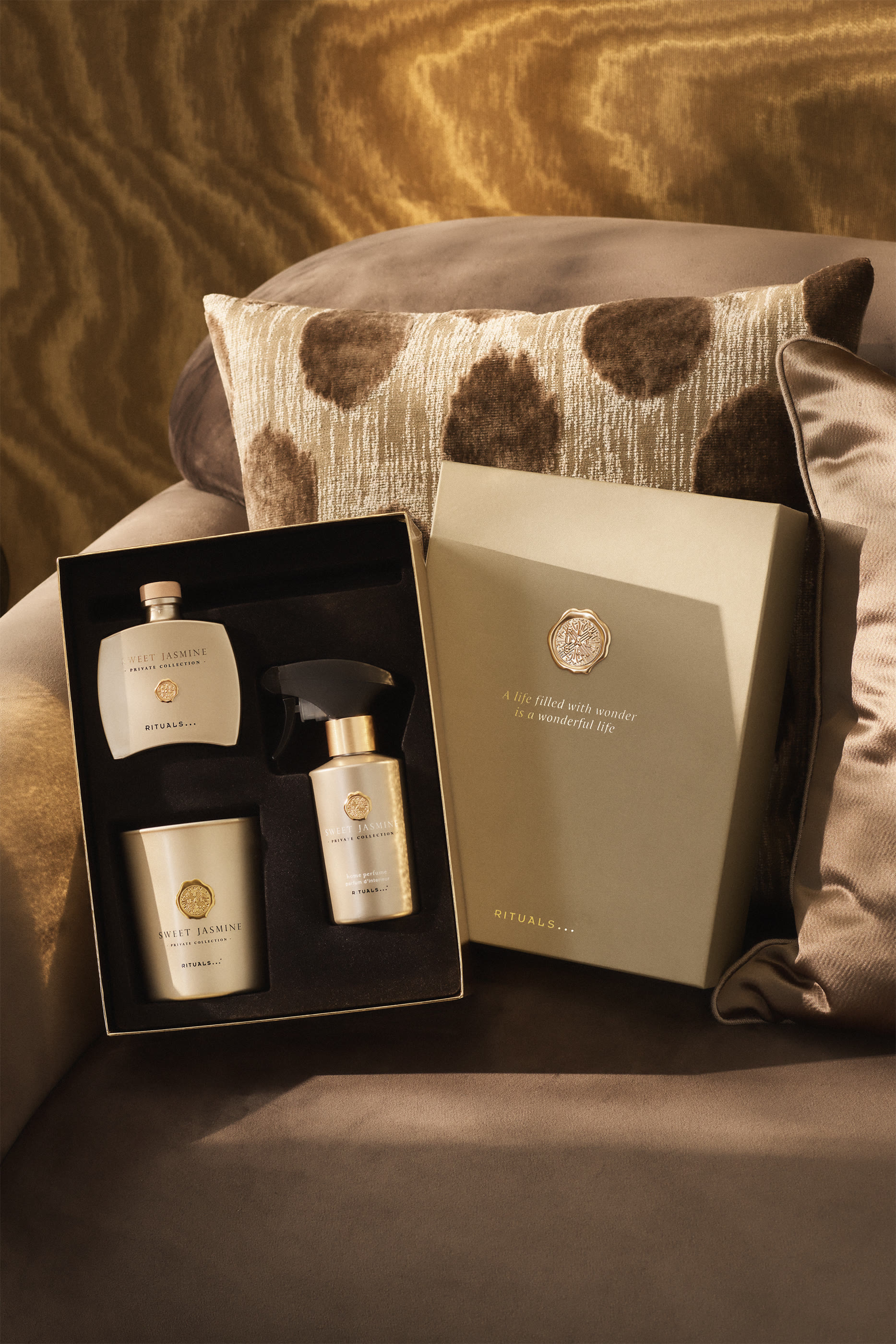 Private Collection - Sweet Jasmine Gift Set