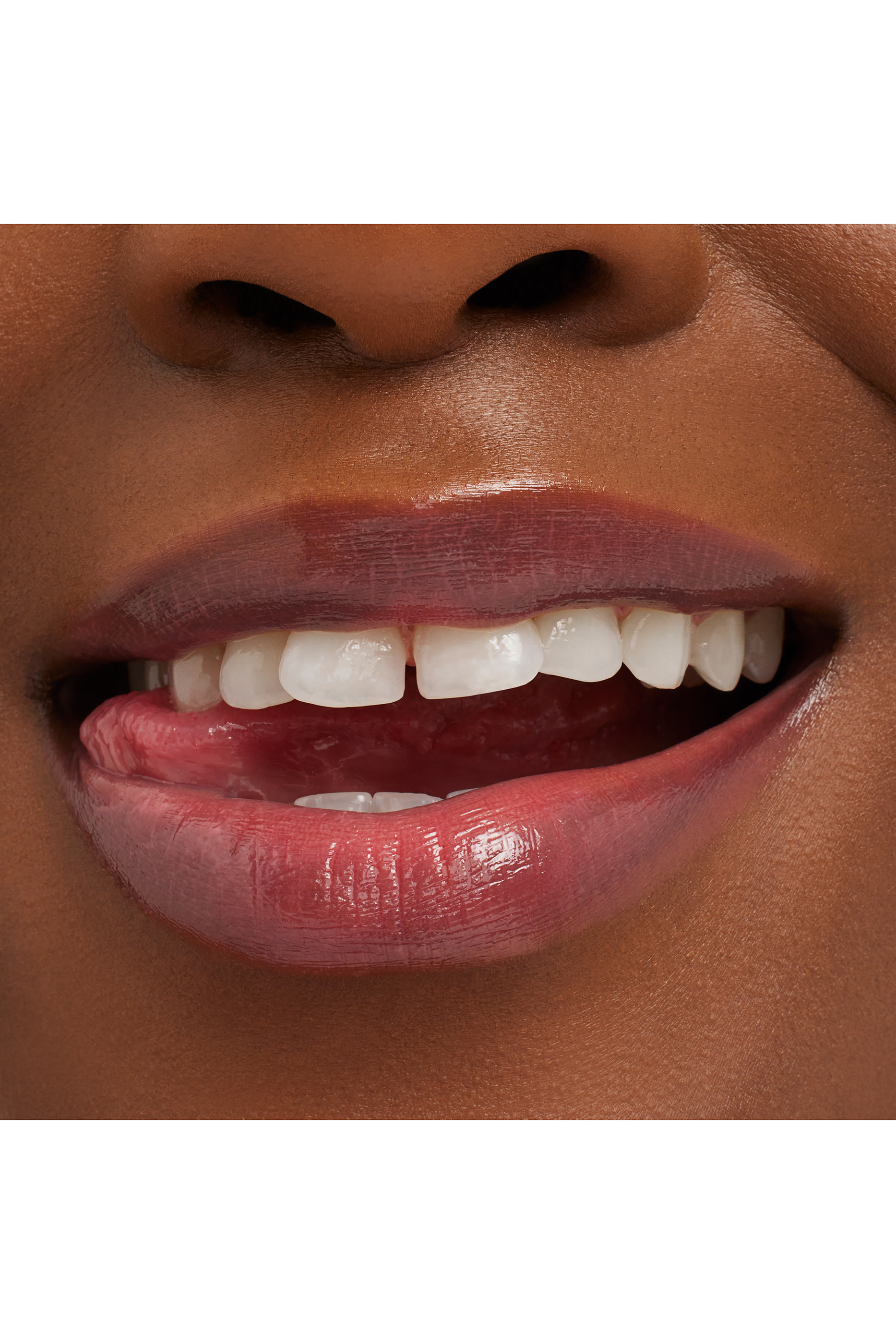 مرطب الشفاه جلو بلاي