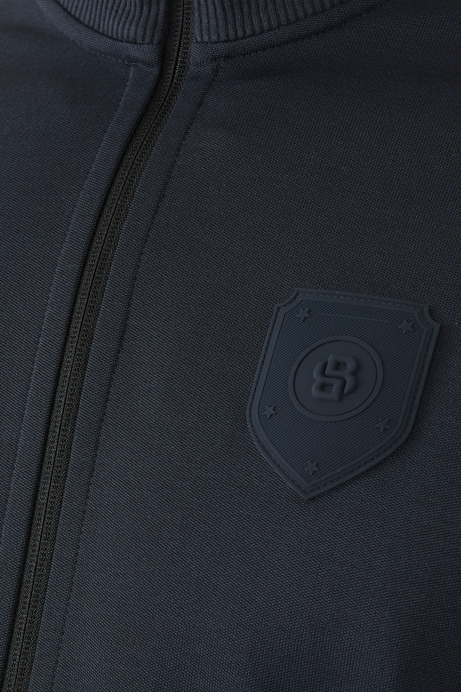 سويت شيرت لوكس سكارلي بشعار الماركة