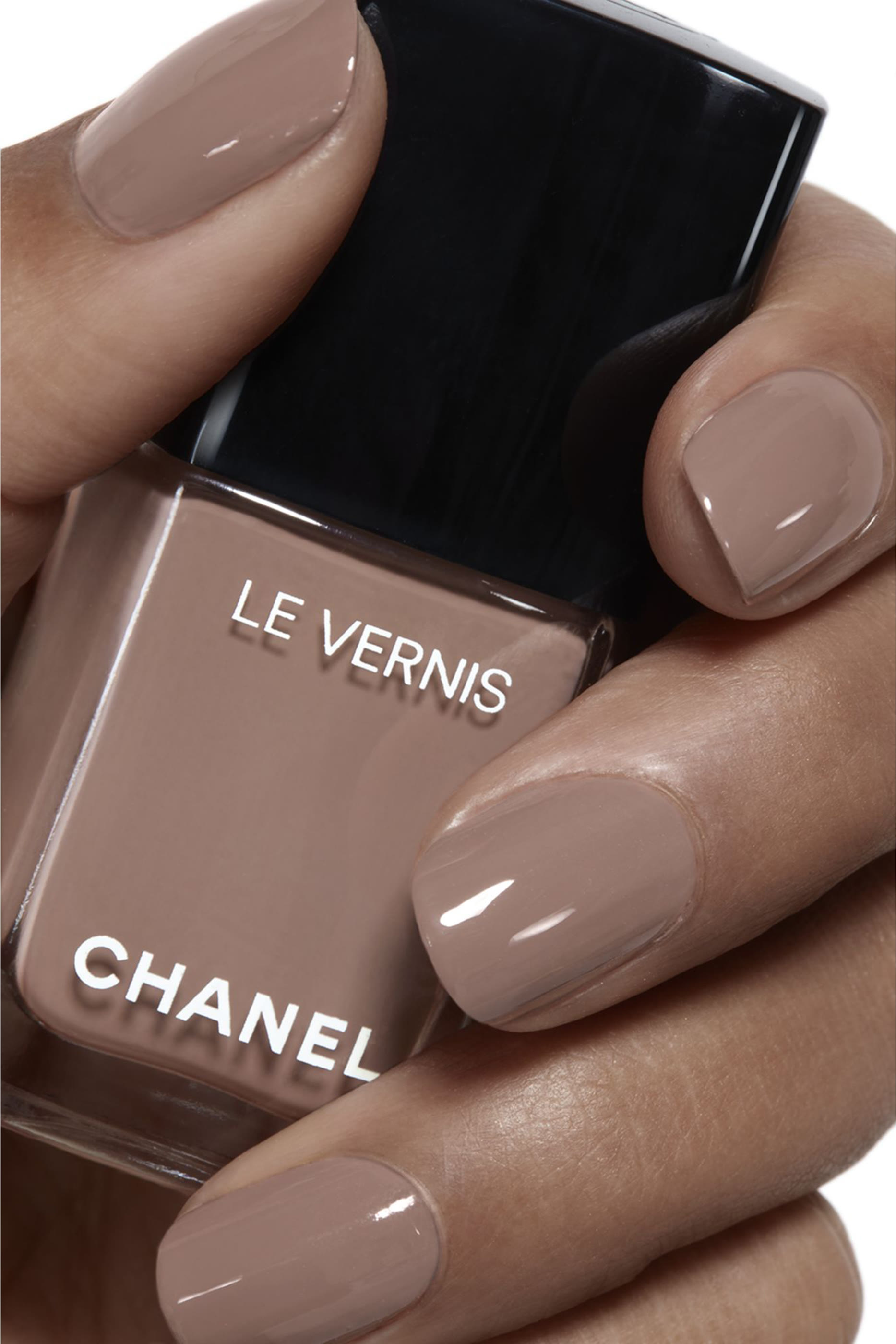 طلاء أظافر Chanel LE VERNIS