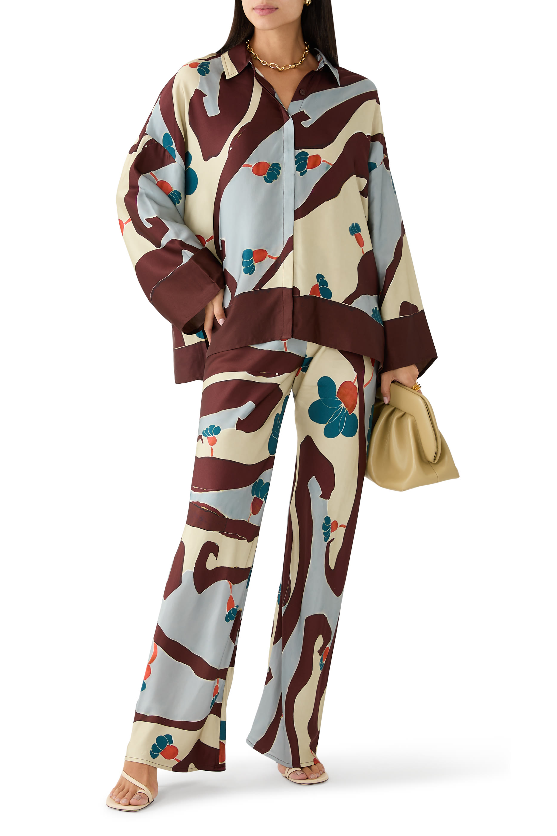 قميص كاريس ماندراكي بنقشة زهور