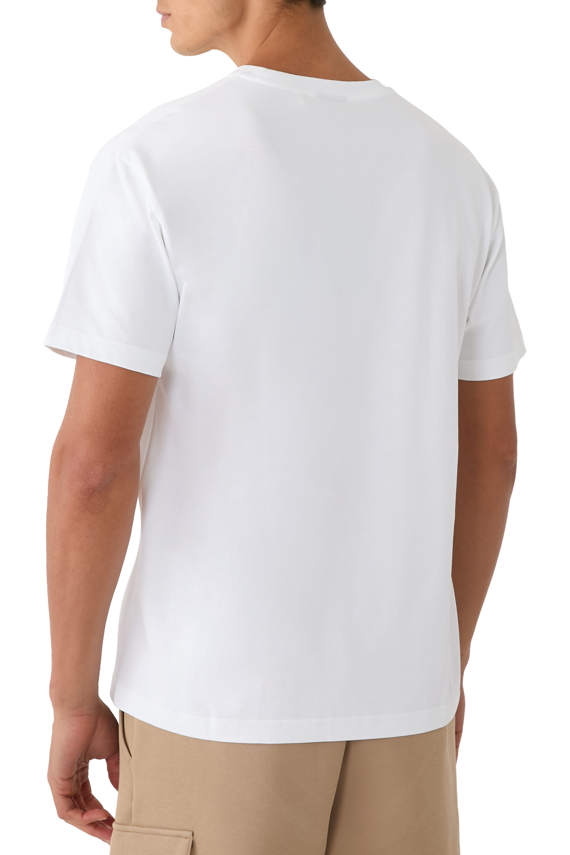 تيشيرت بشعار الماركة