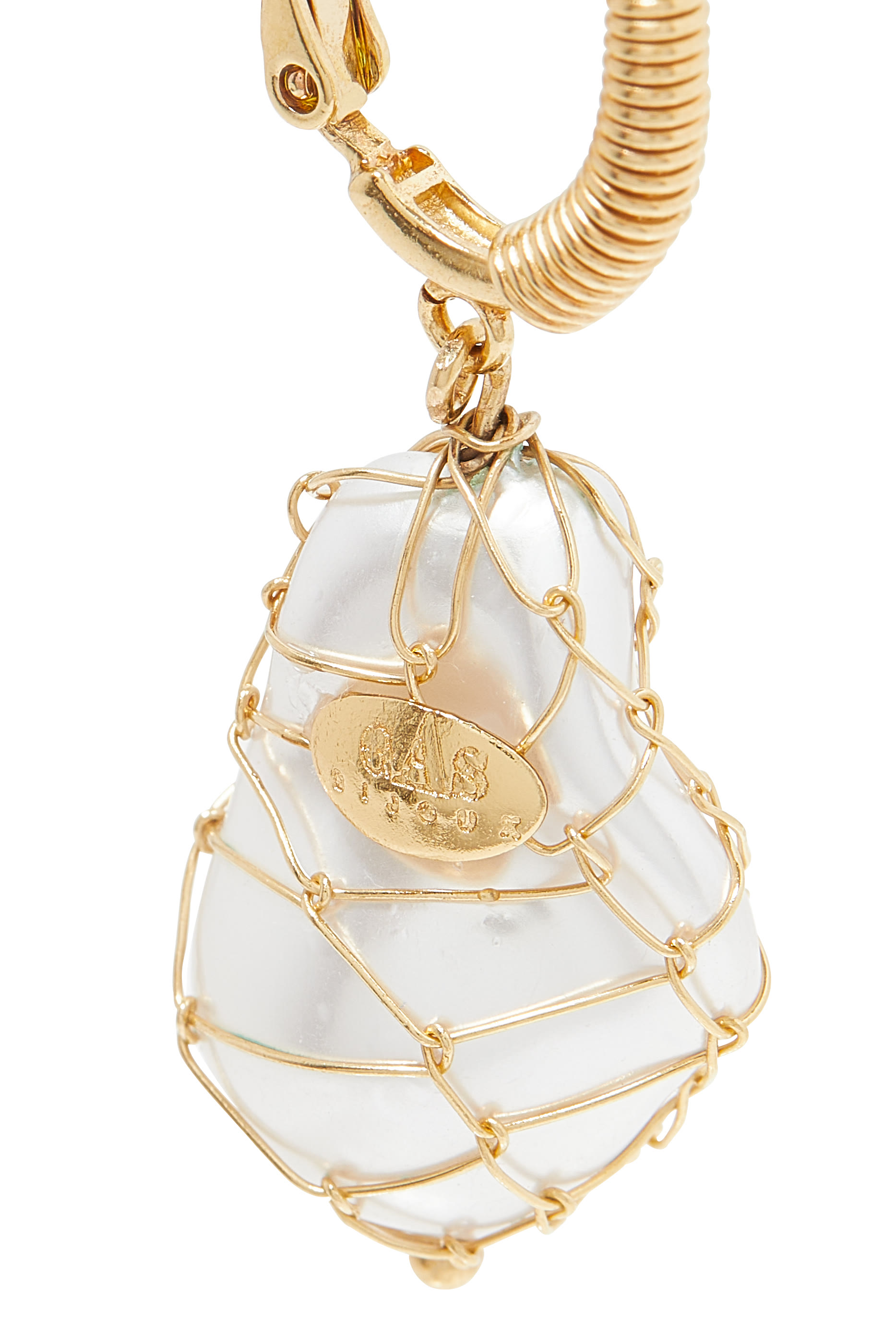 أقراط تاو بيوا مرصعة باللؤلؤ نحاس مطلي بالذهب