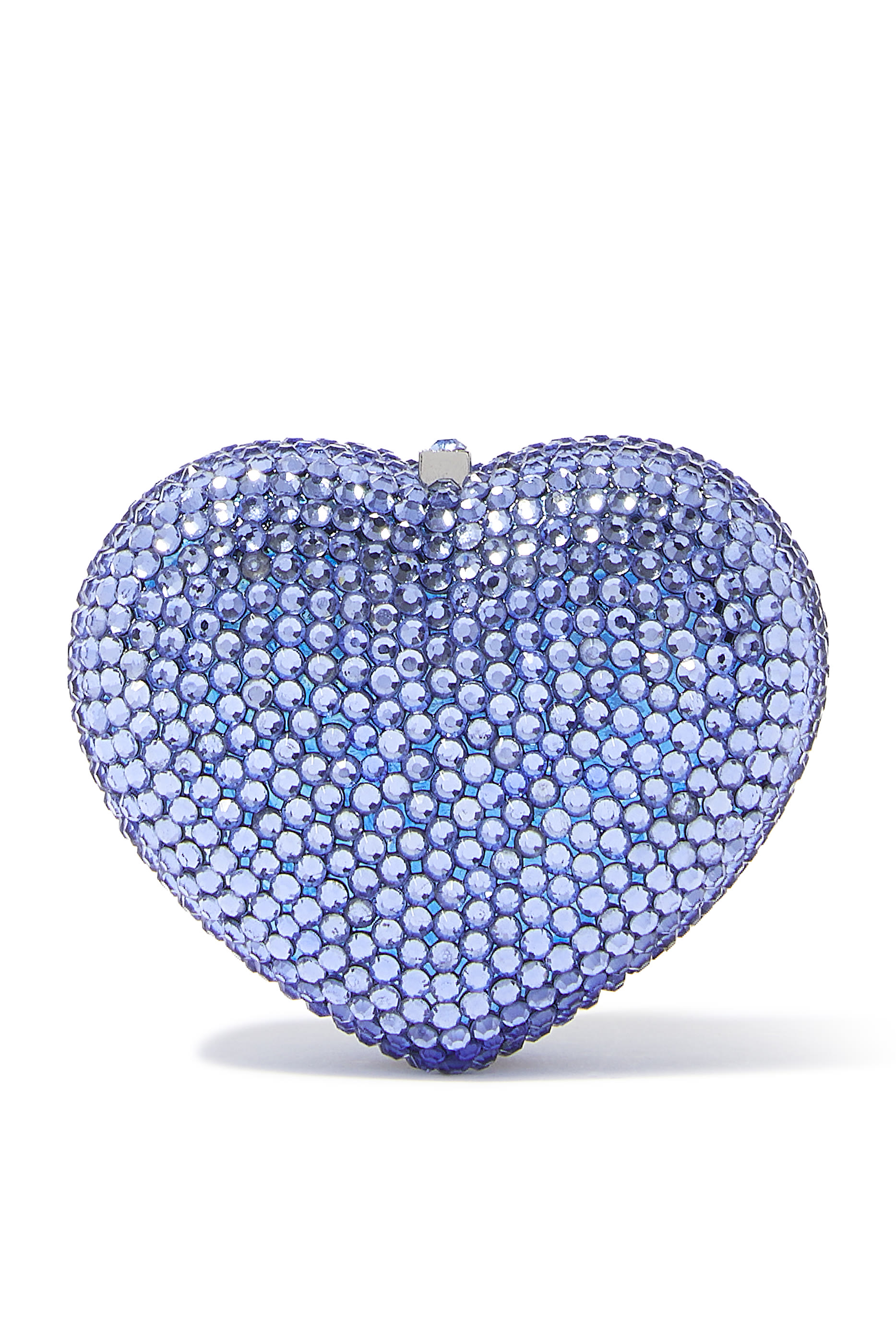 علبة حبوب دواء صغيرة بتصميم قلب