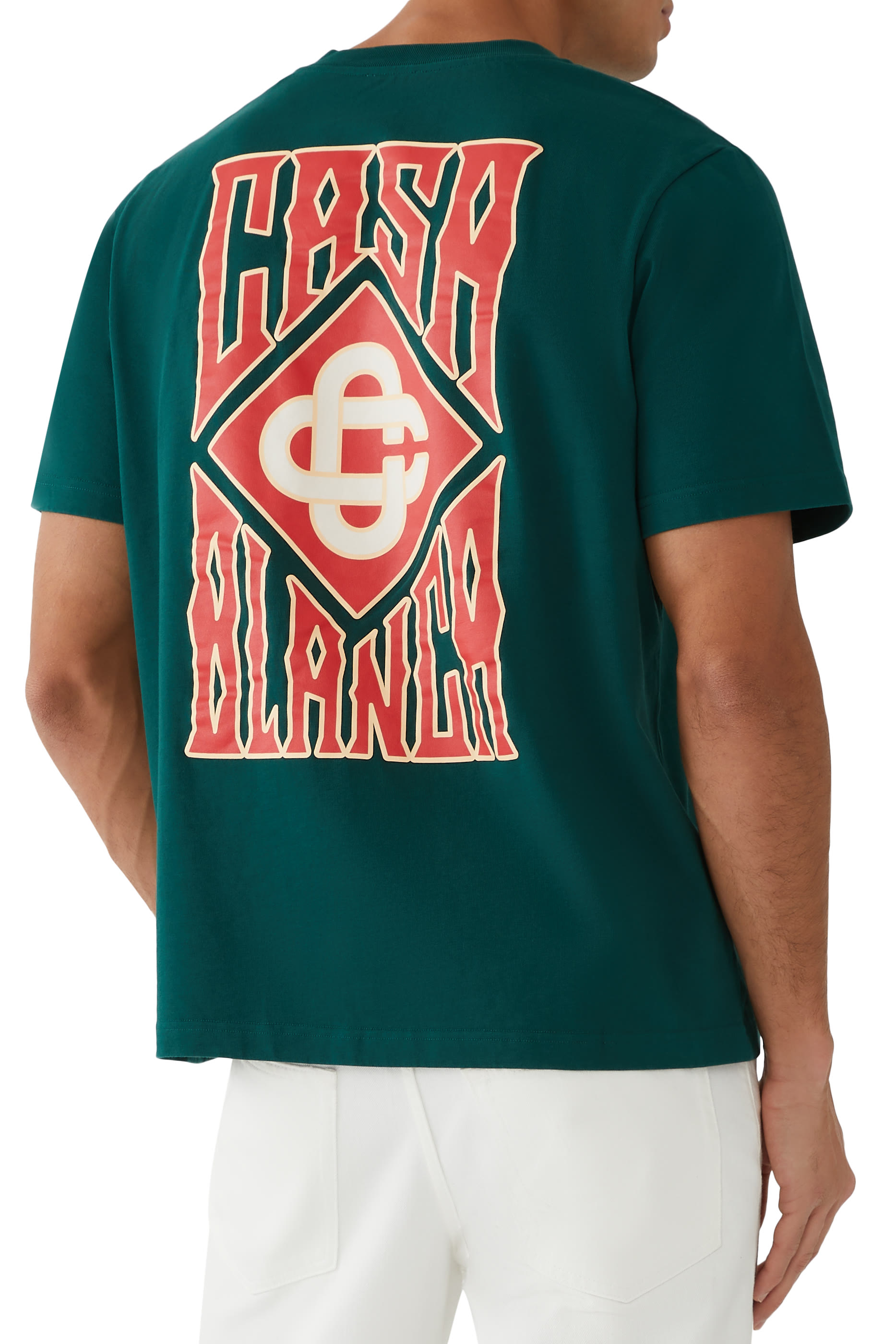 تيشيرت بأكمام قصيرة وشعار الماركة