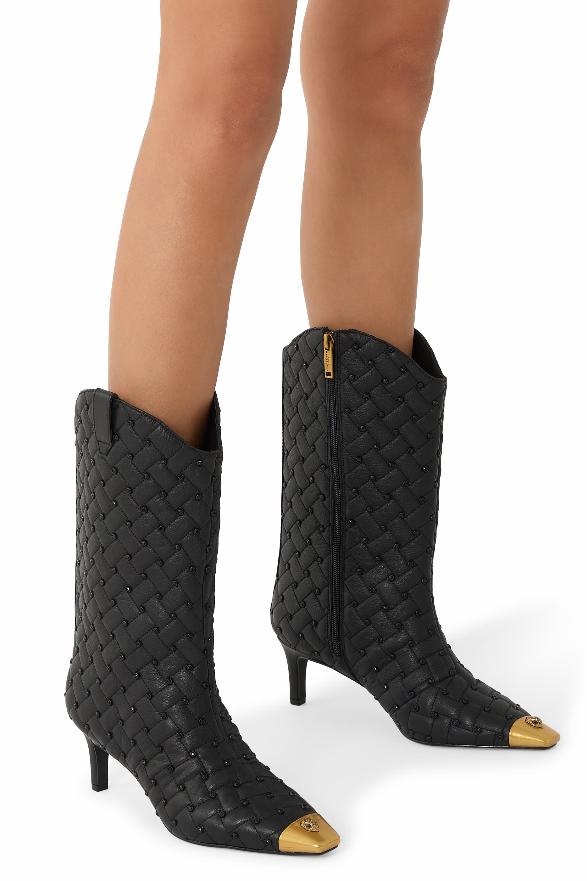 حذاء بوت ريغنت 65 مرصع بالكريستال 