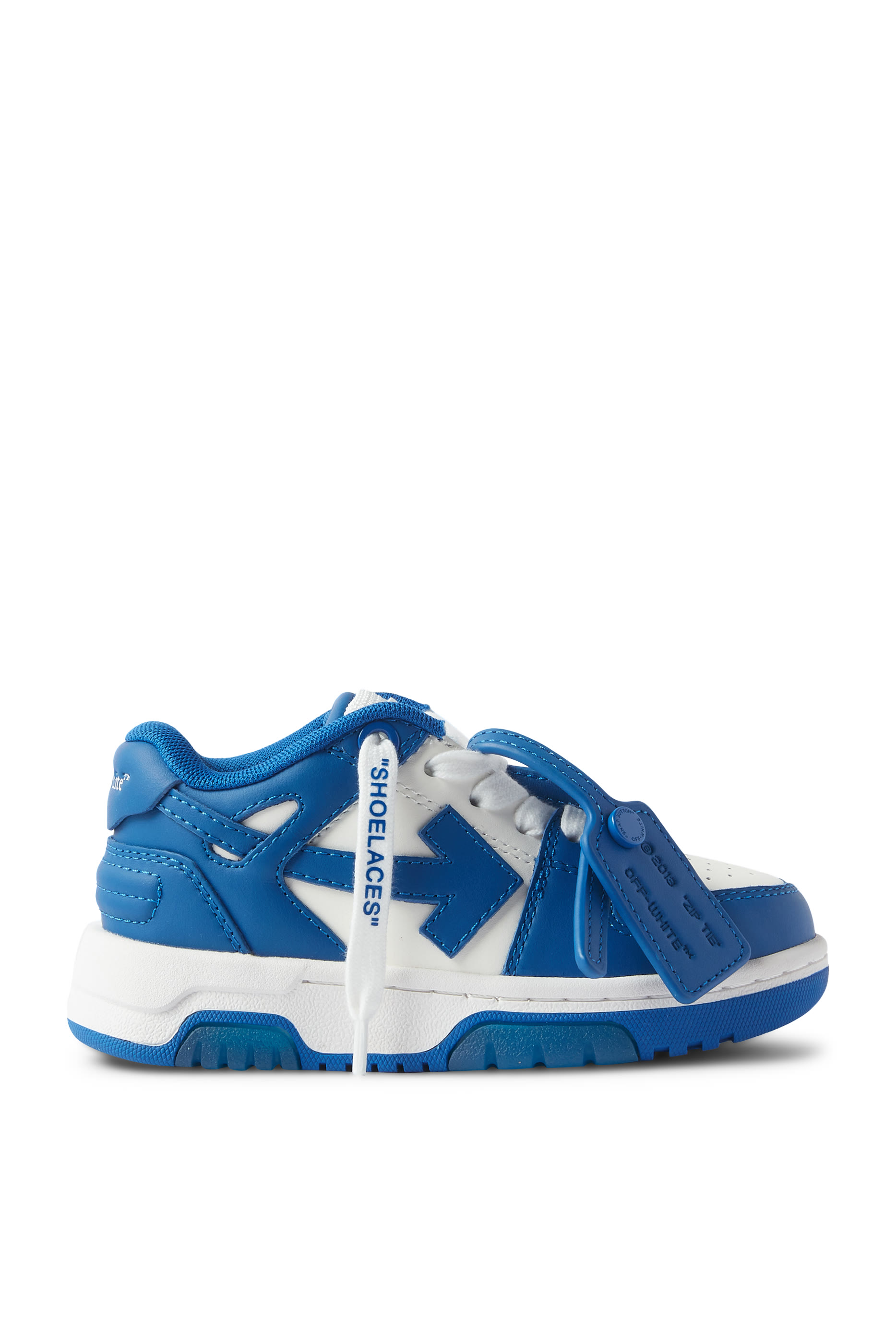 سنيكرز اوت اوف اوفيس للأطفال