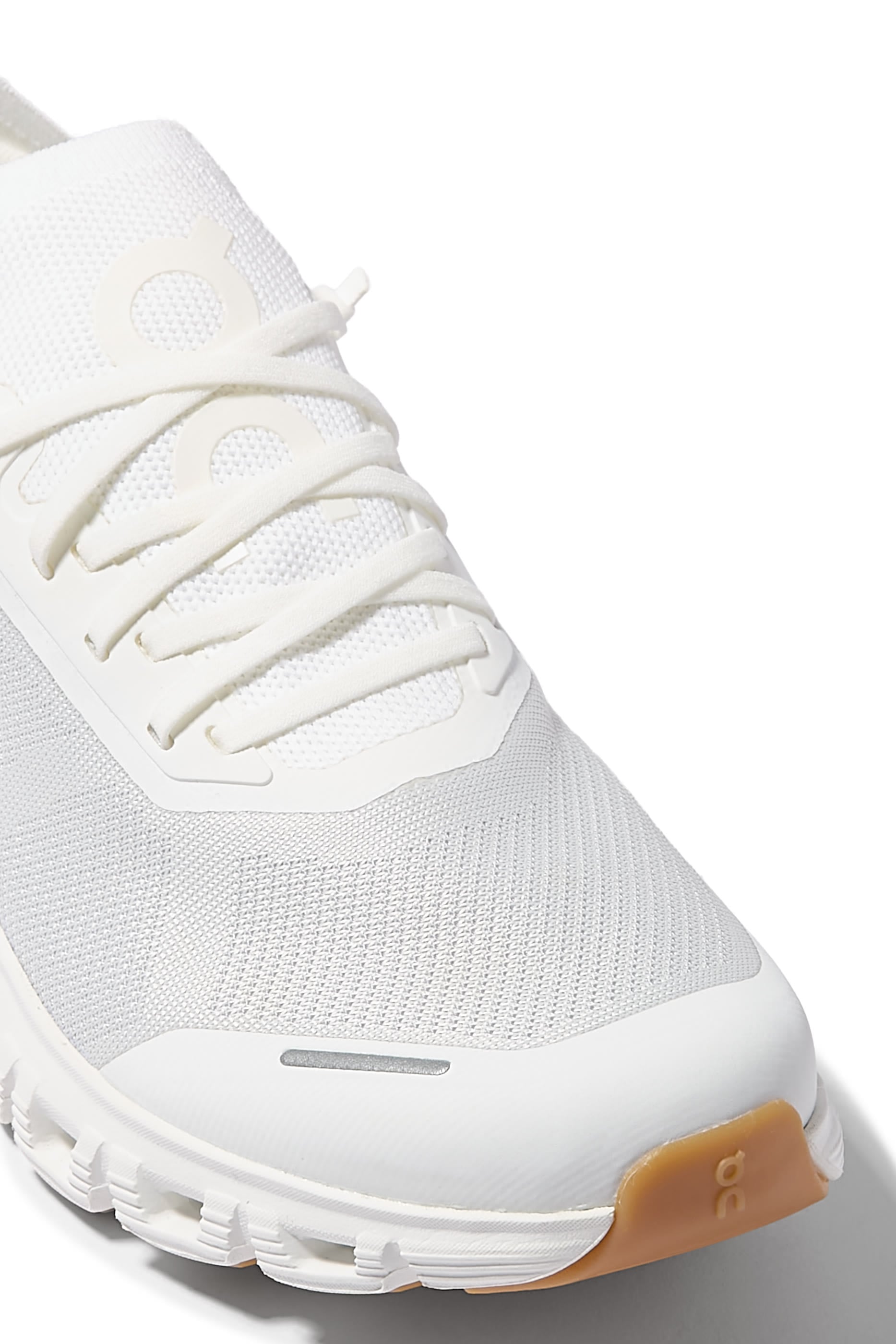 سنيكرز فيرسا كلاود 6