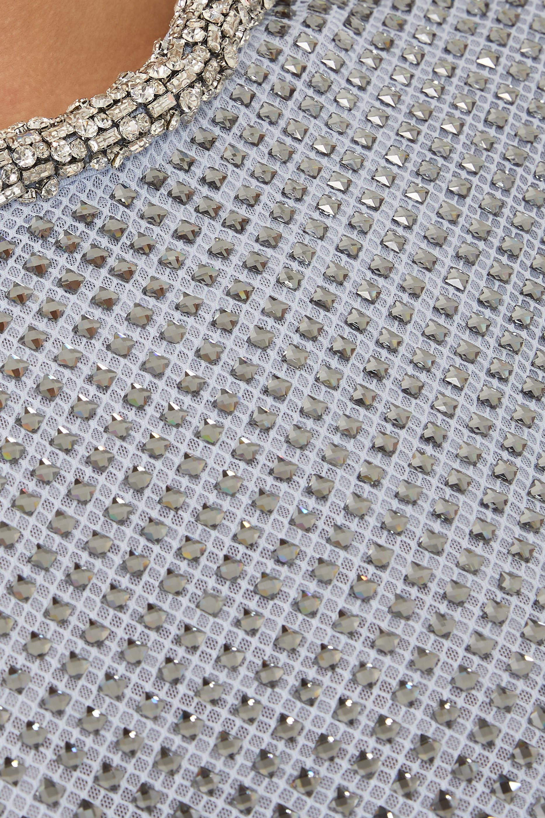 فستان متوسط الطول قماش شبكي بأحجار الراين