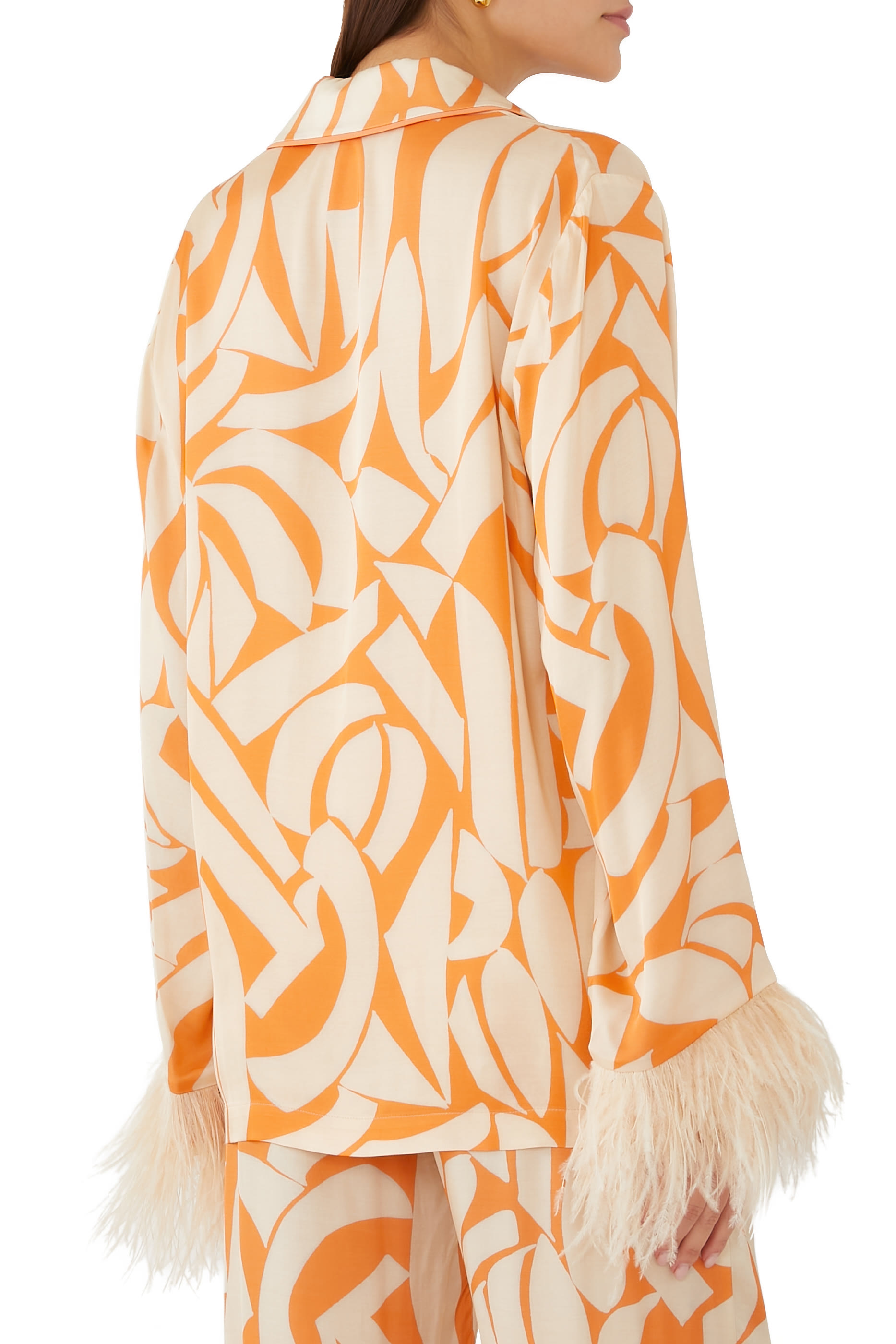 بلوزة برازا بطبعة