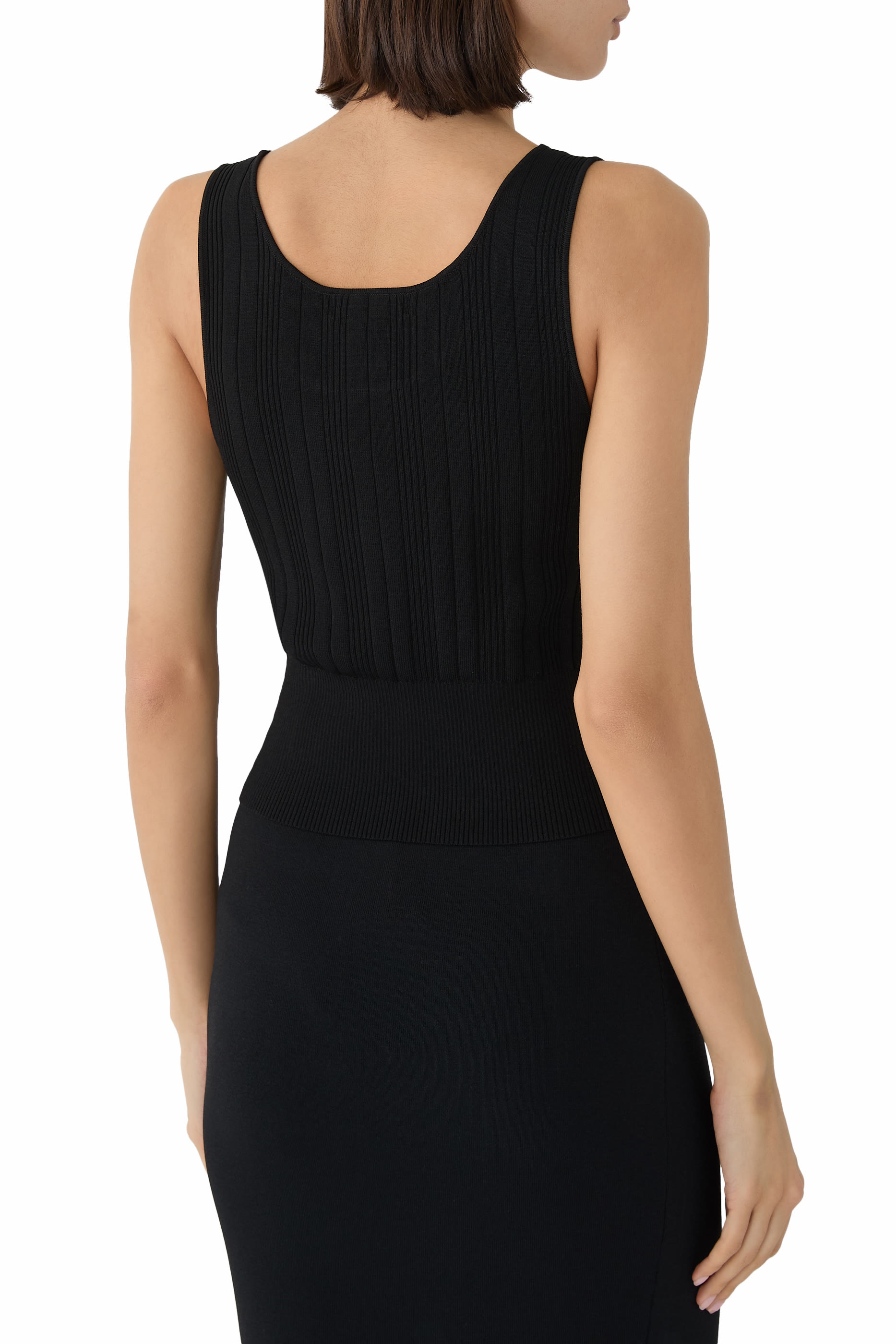 بلوزة مضلعة بياقة واسعة