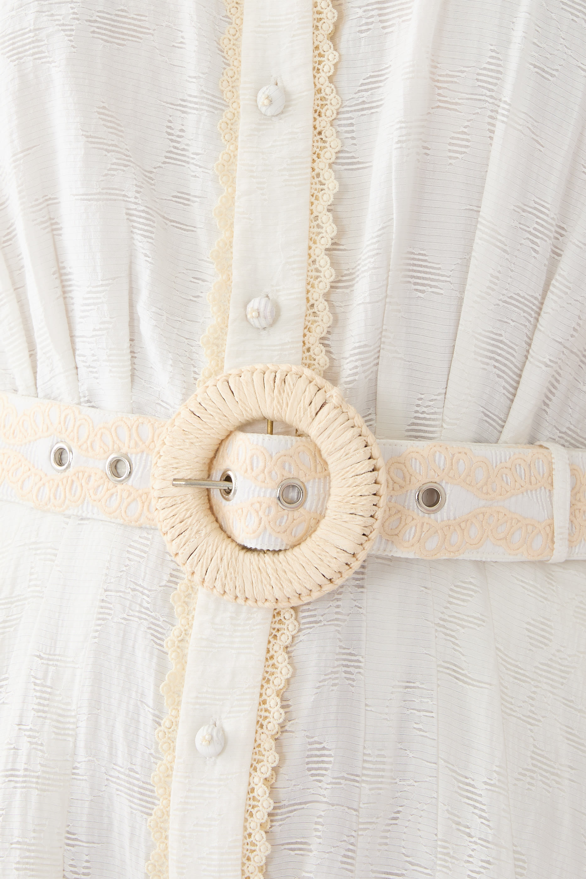 فستان بدون أكمام متوسط الطول بتصميم قميص مع حزام