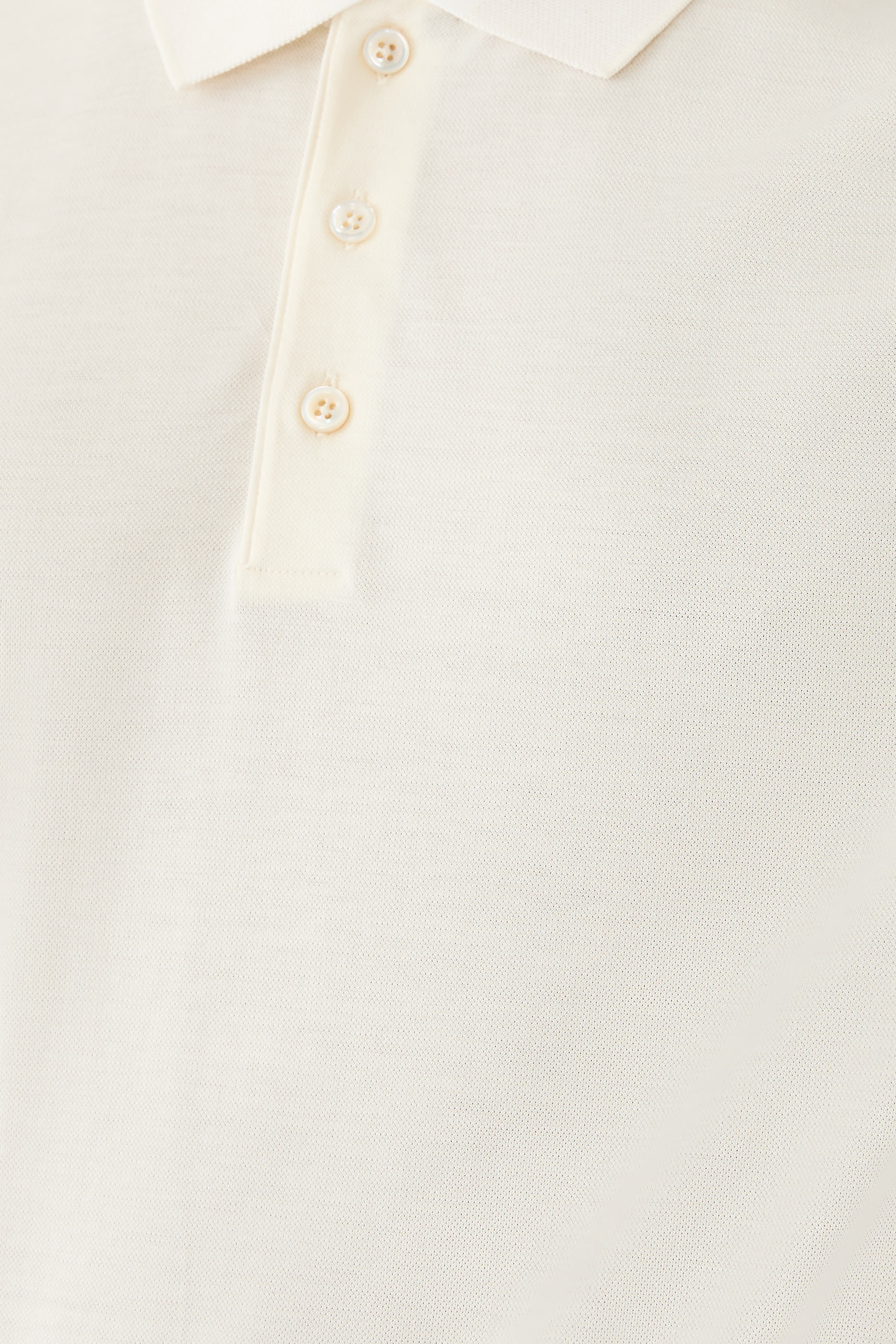 قميص بولو بأكمام قصيرة