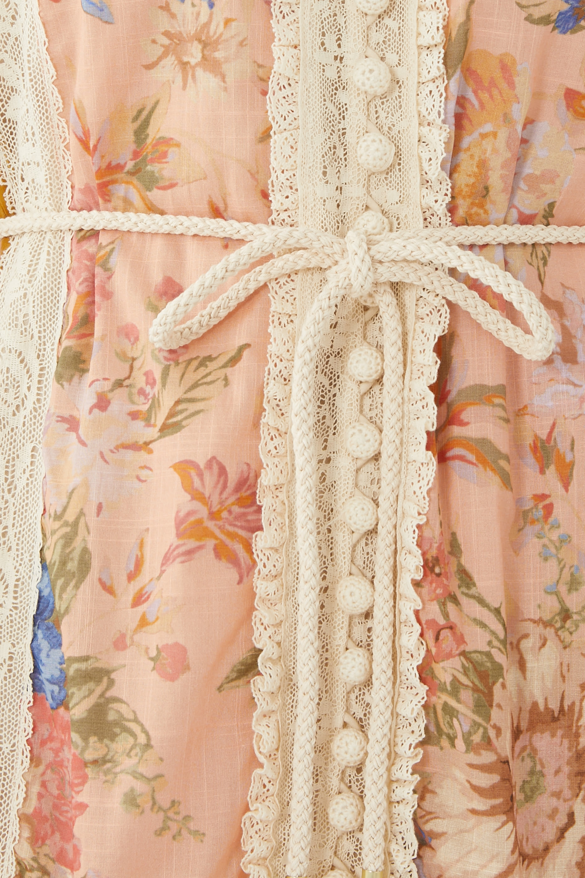 فستان سيرا لانترن بأكمام قصيرة