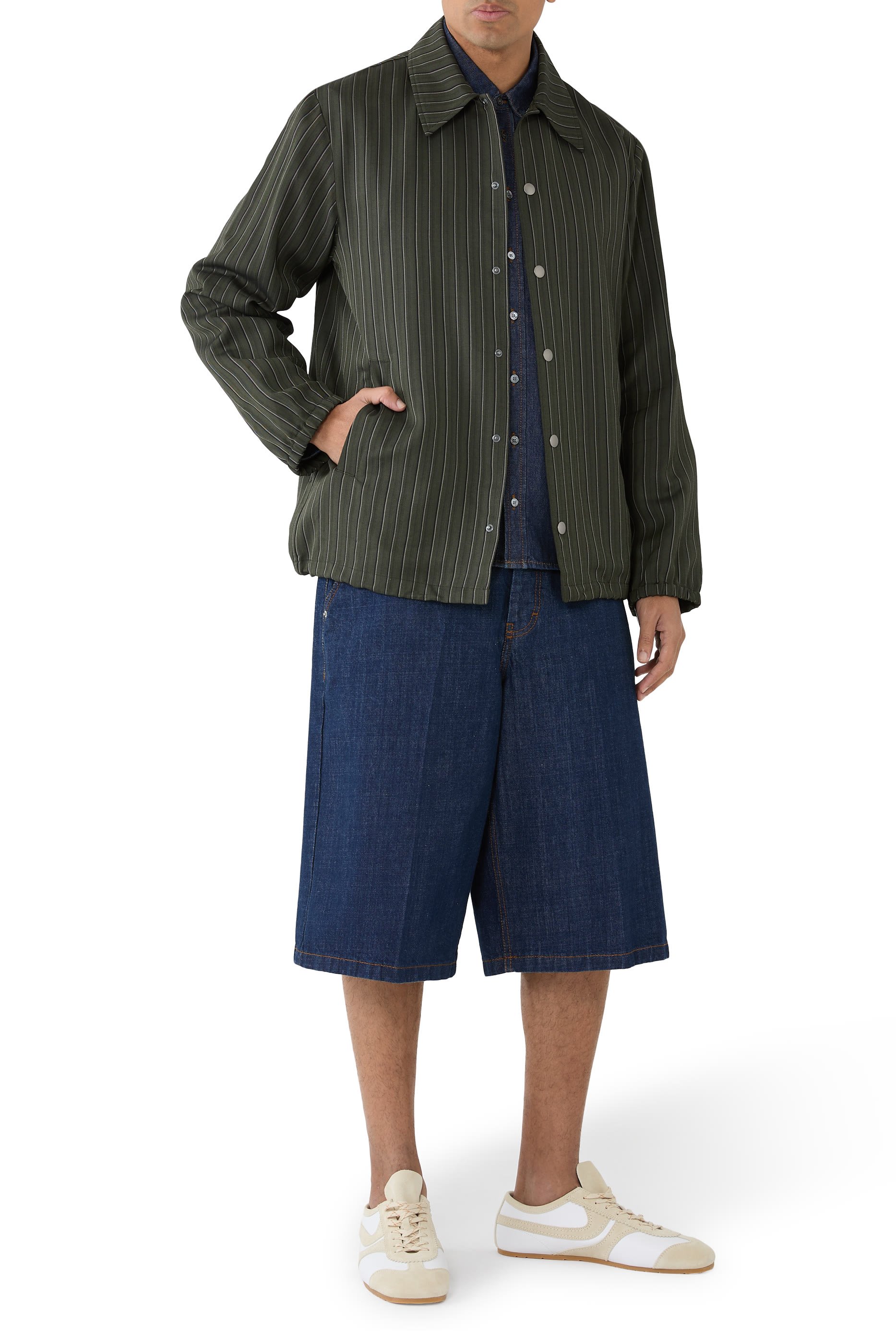 جاكيت فوريز بنمط قميص