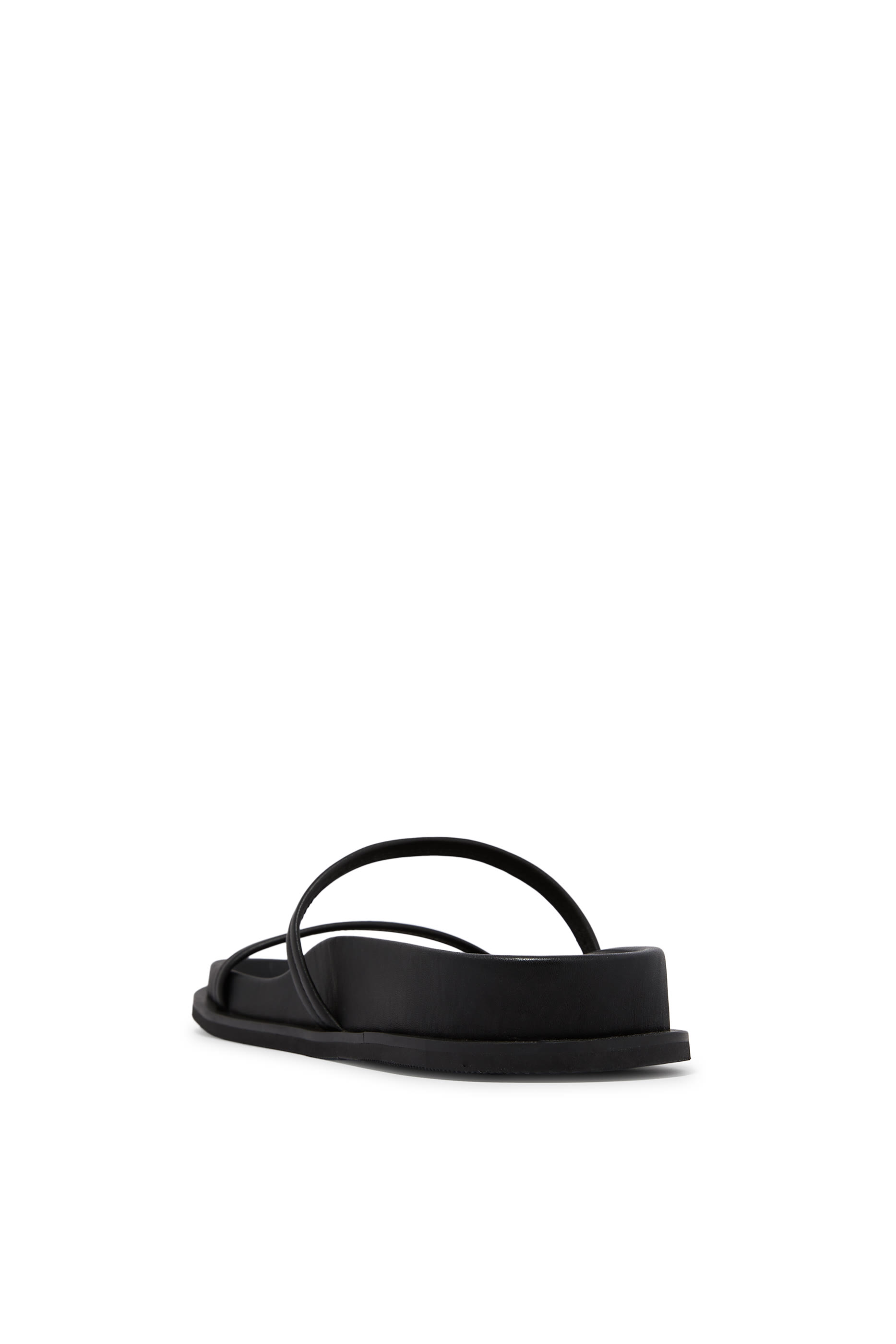 حذاء خفيف بسيرين رفيعين