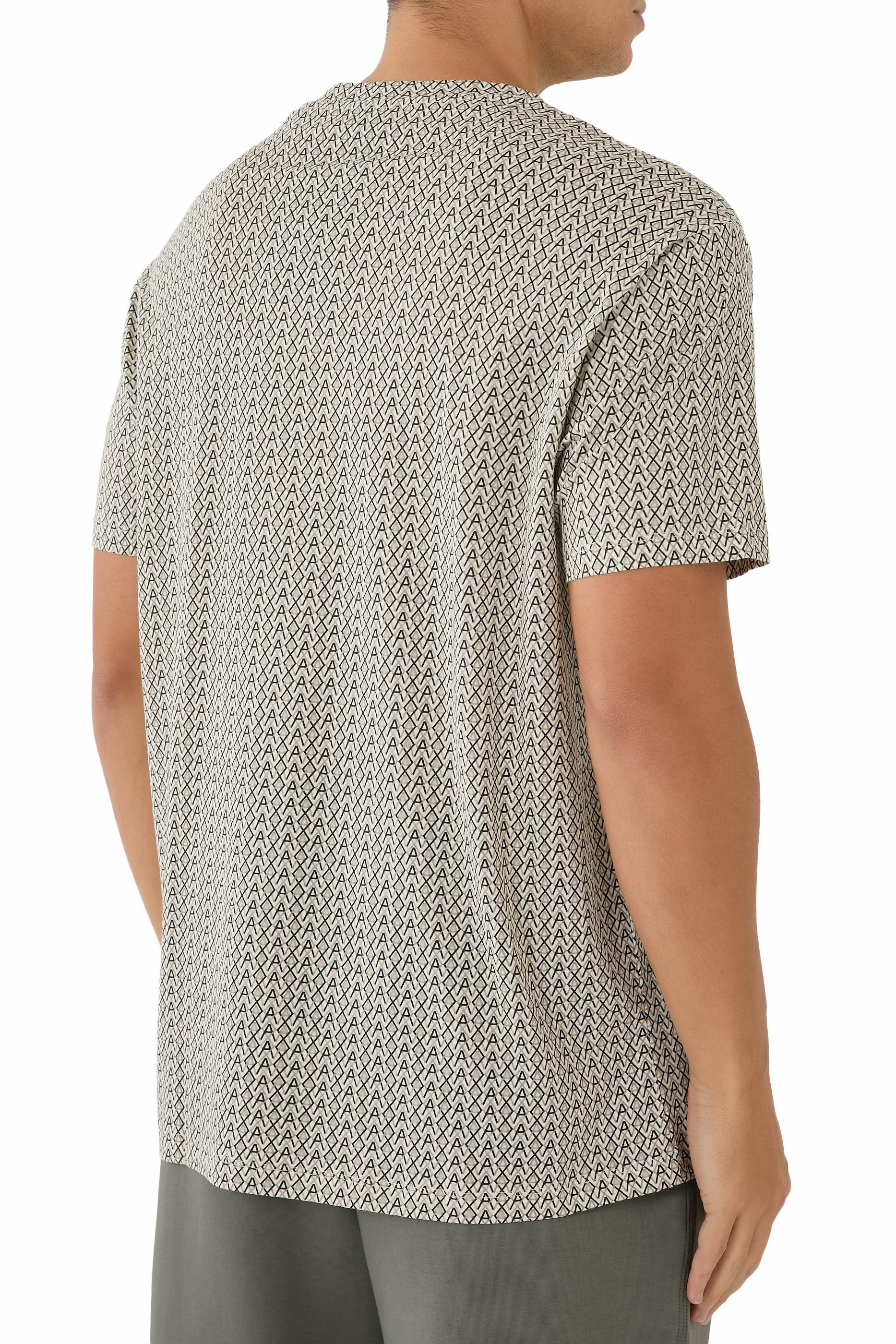 تيشيرت بقصة عادية قطن