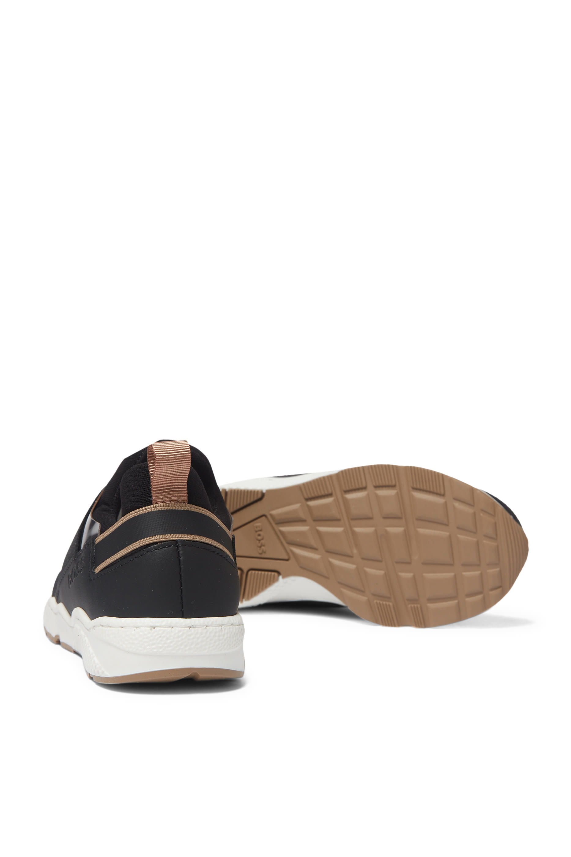 سنيكرز سهل الإرتداء بشعار الماركة للأطفال