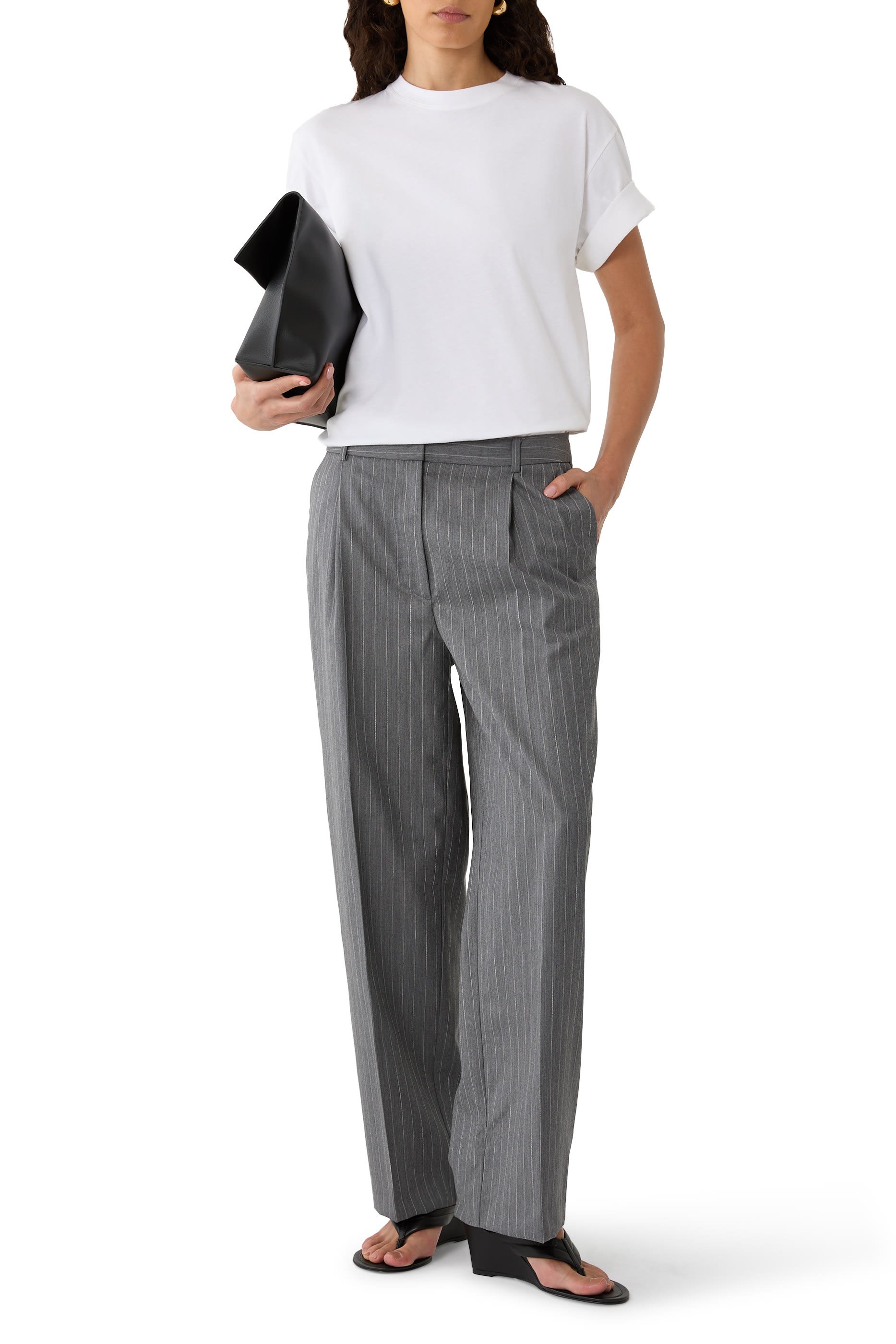 بنطال ترينت بقصة قصيرة