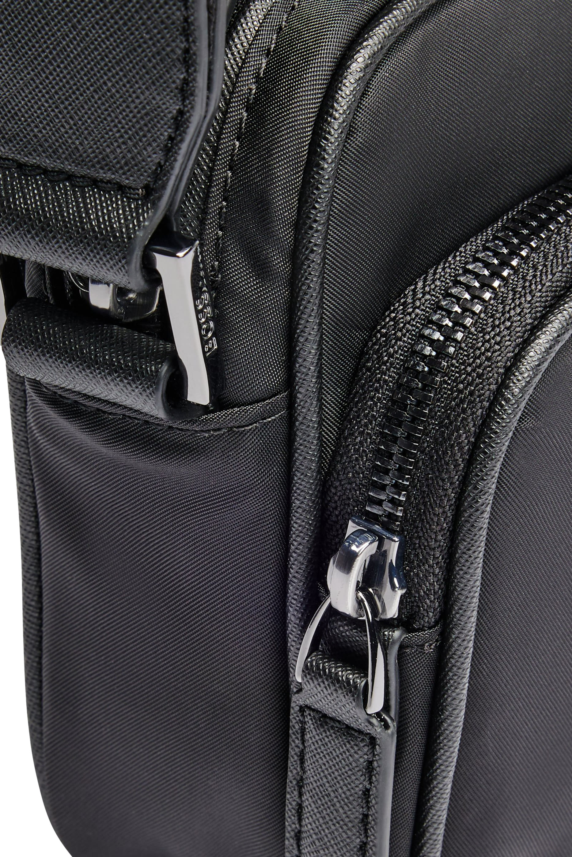 حقيبة خصر بشعار الماركة مزدوج تويل