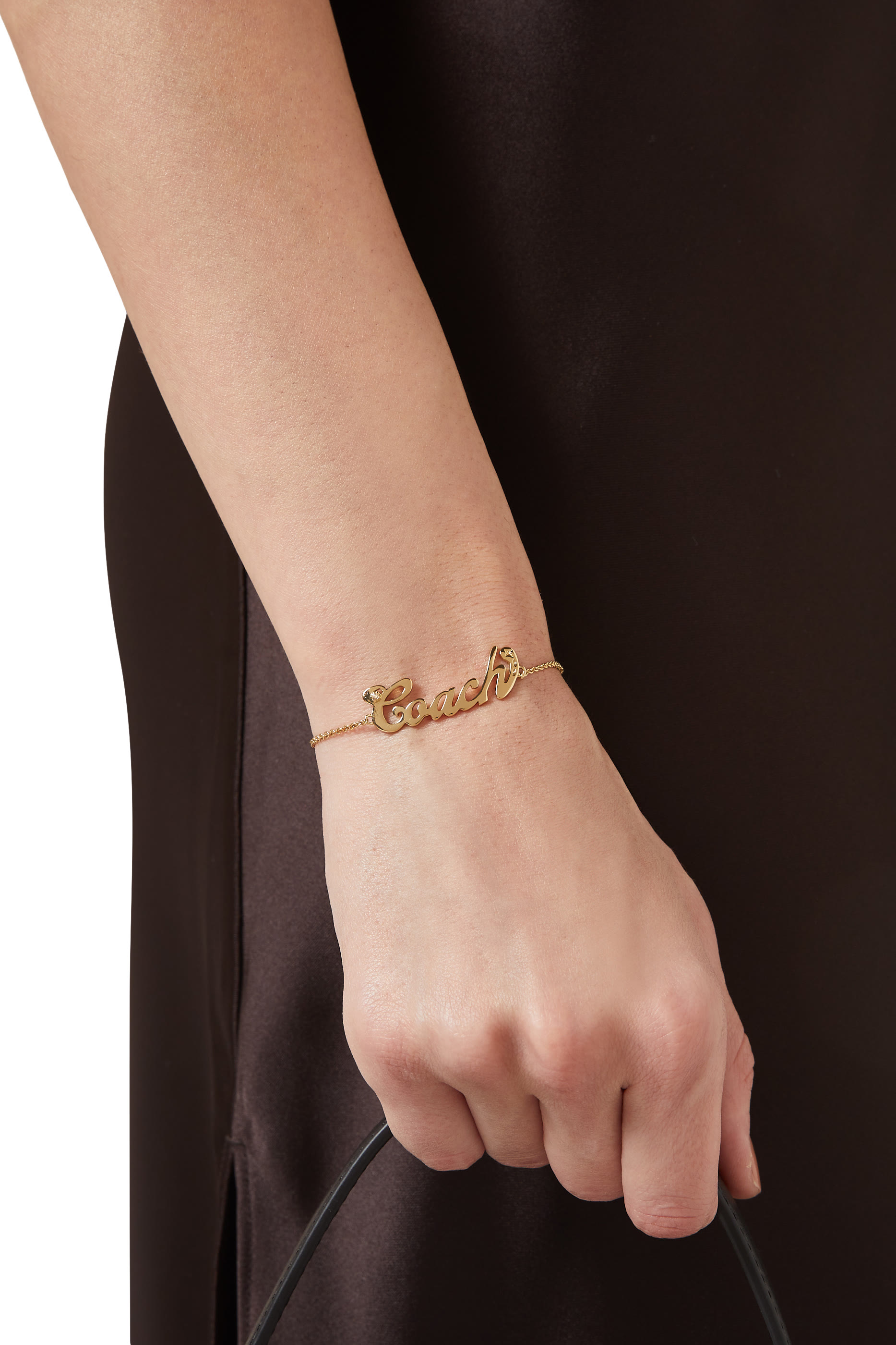 سوار بحلية بشعار الماركة