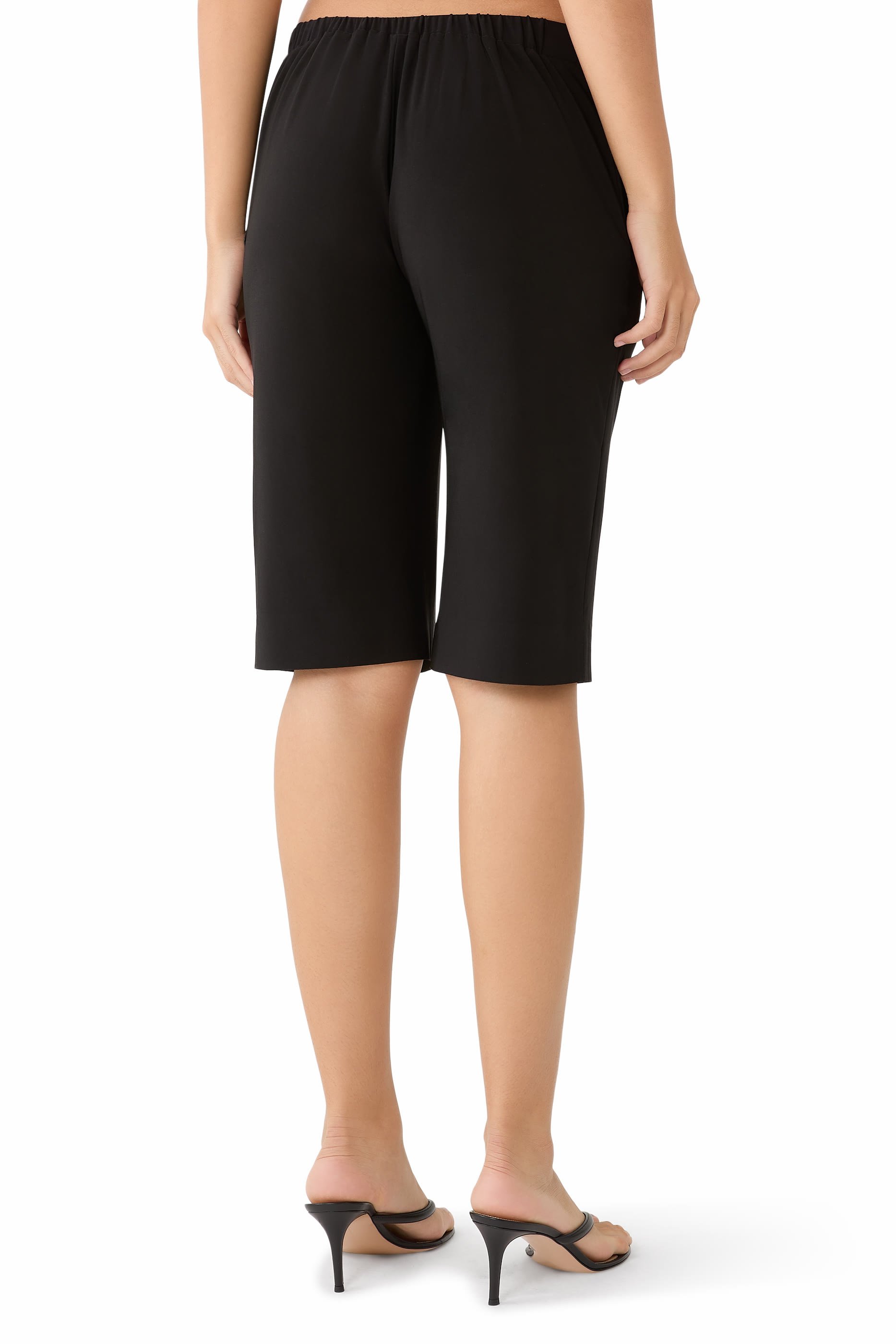 شورت برمودا بجزء أمامي مسطح