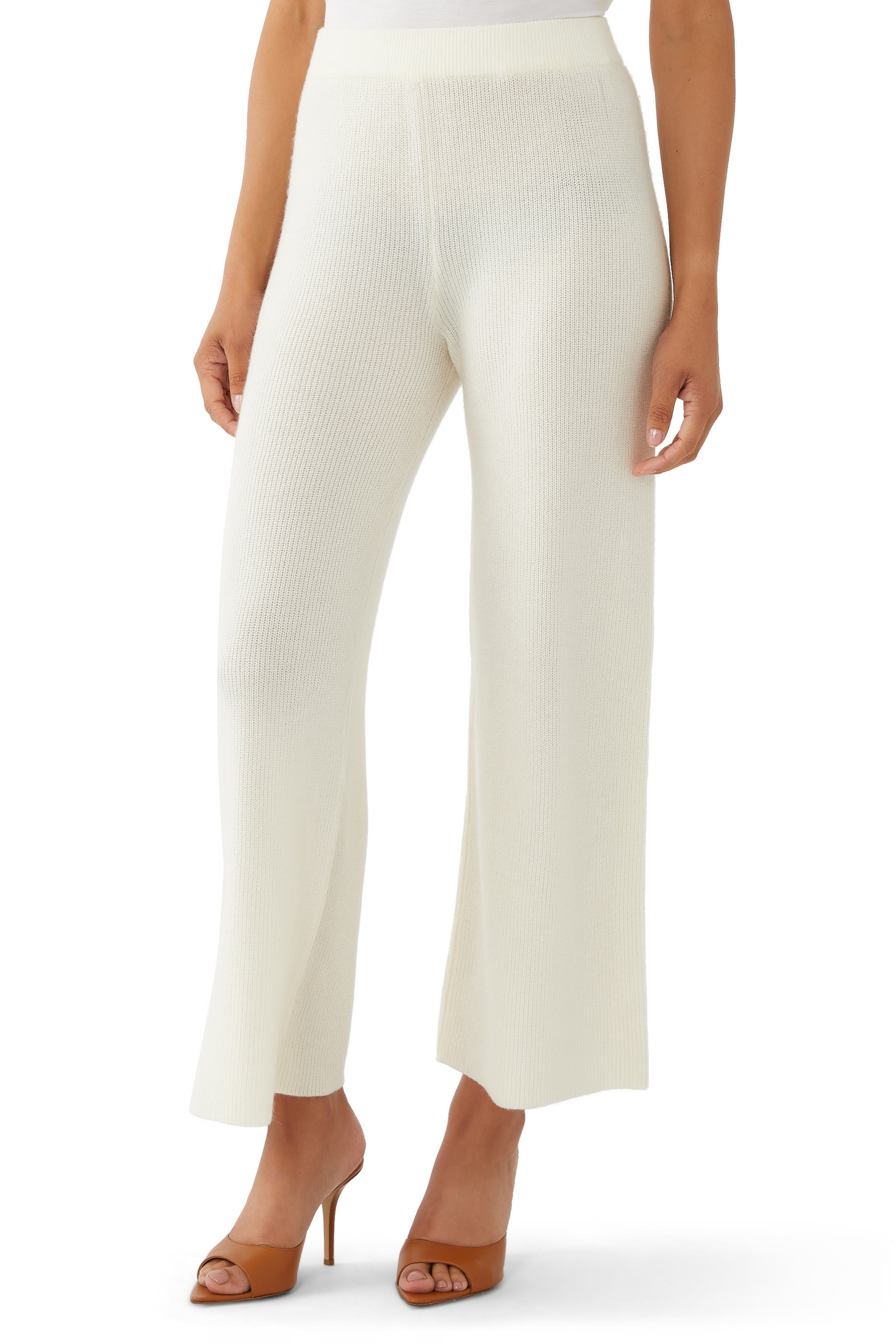 بنطال تنورة بقصة قصيرة