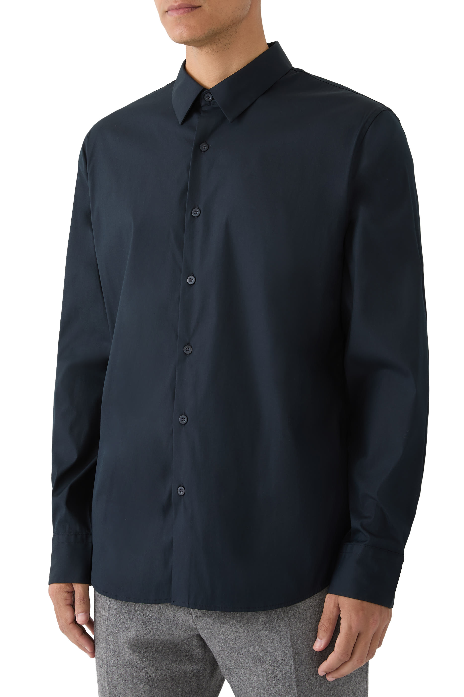 قميص بأكمام طويلة وجيبين