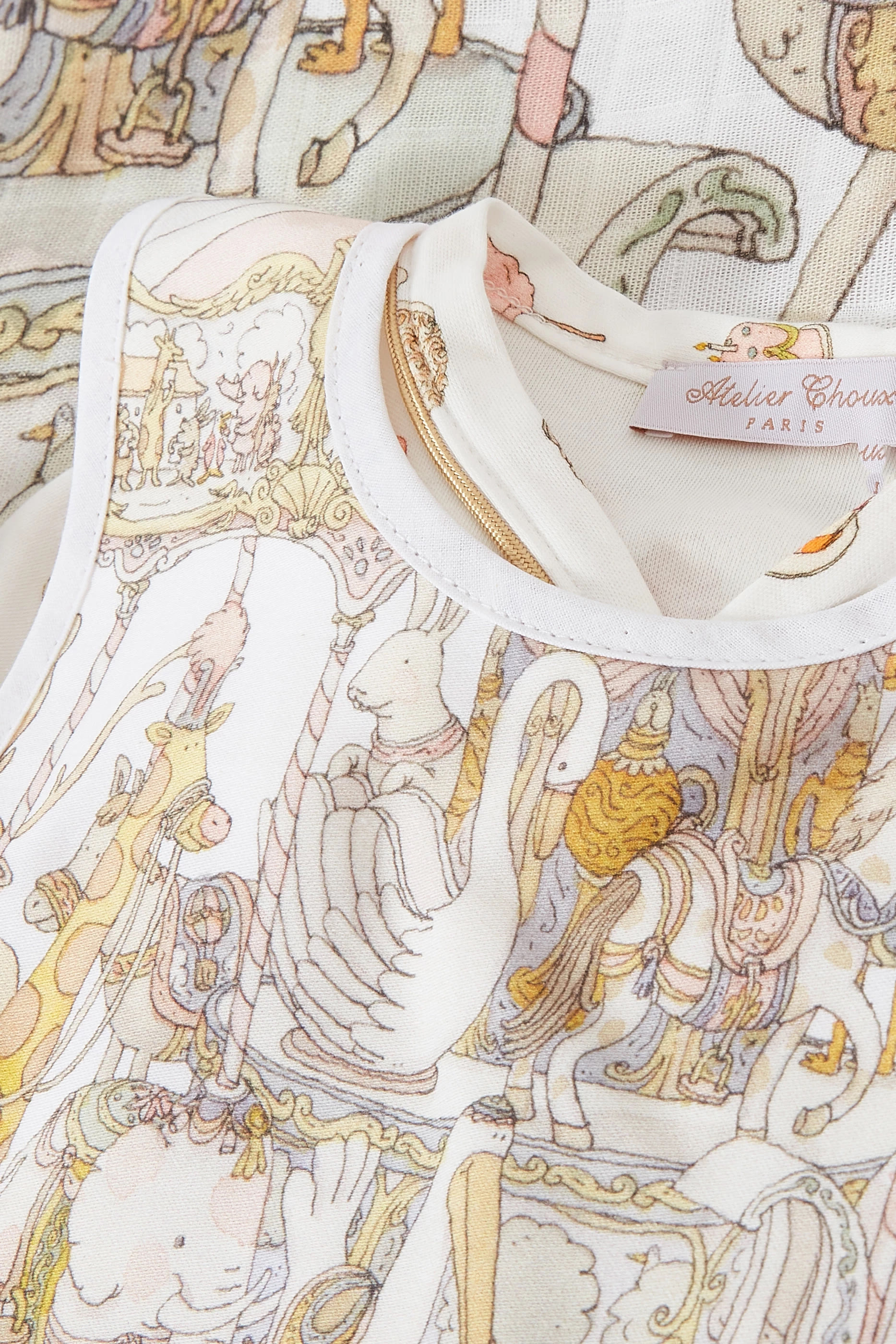 طقم كاروسيل قطن عضوي للأطفال