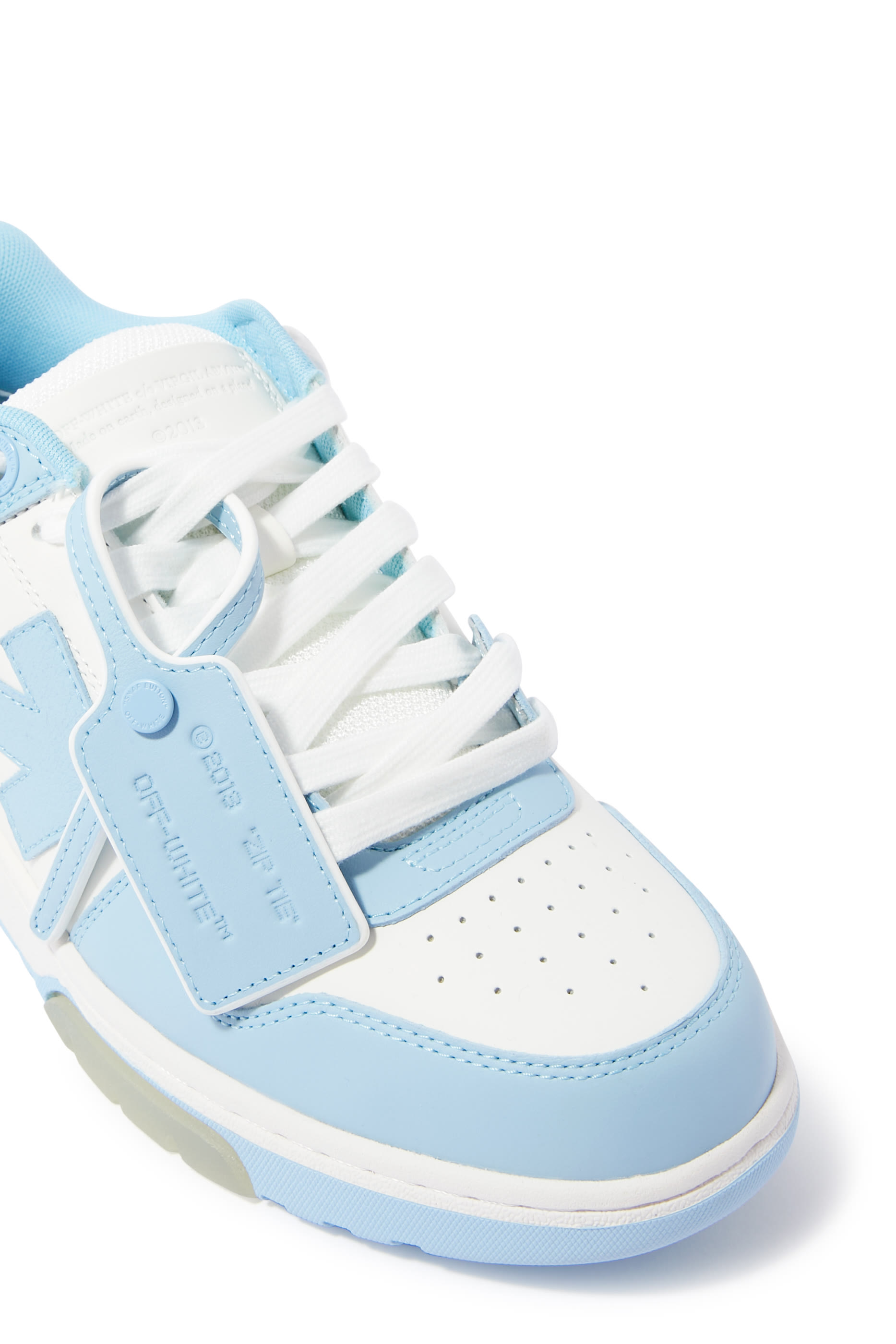 سنيكرز اوت اوف اوفيس بتصميم أسفل الكاحل جلد عجل