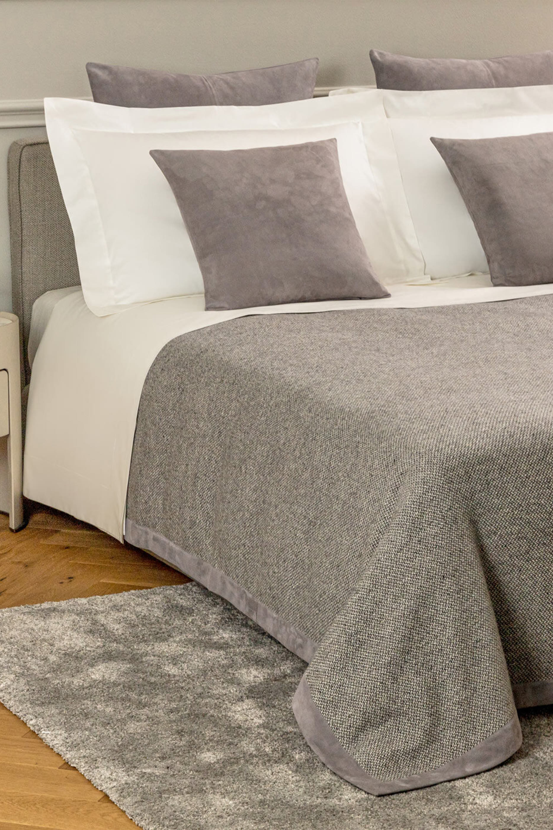 وسادة ديكور لاكجري شمواه