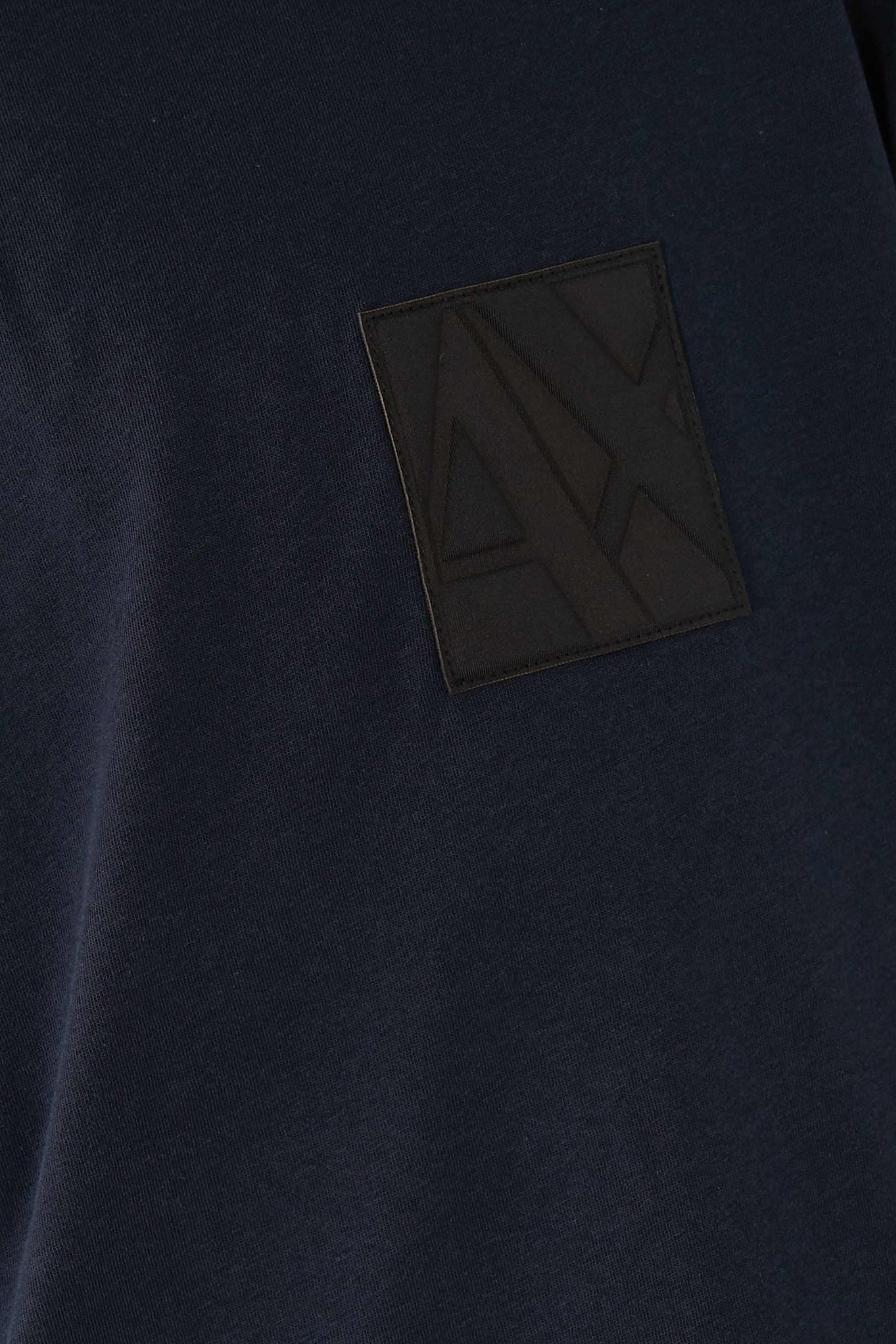 تيشيرت ذا جمنازيوم بأكمام قصيرة