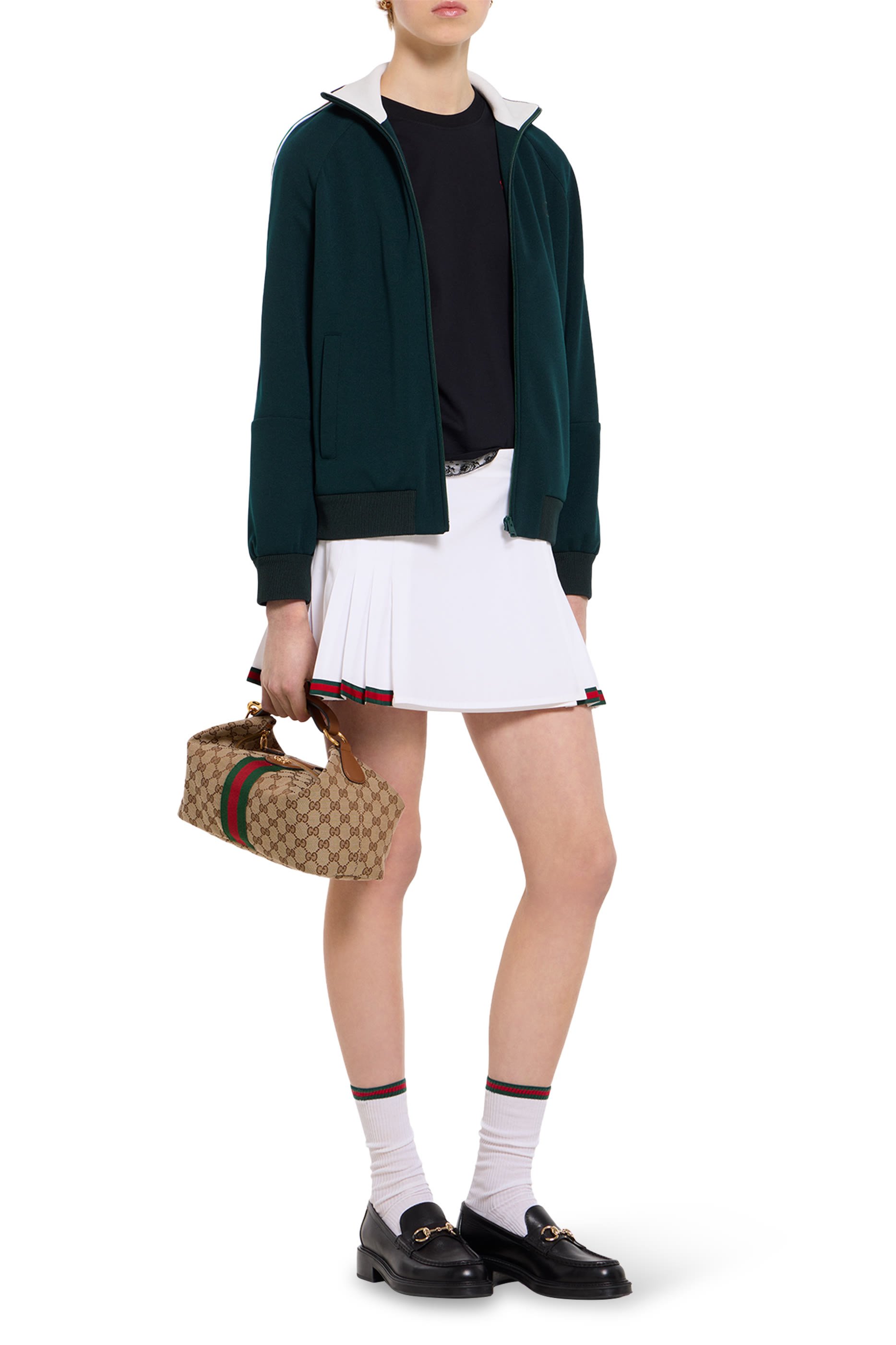 تيشيرت مطرز بشعار الماركة قطن