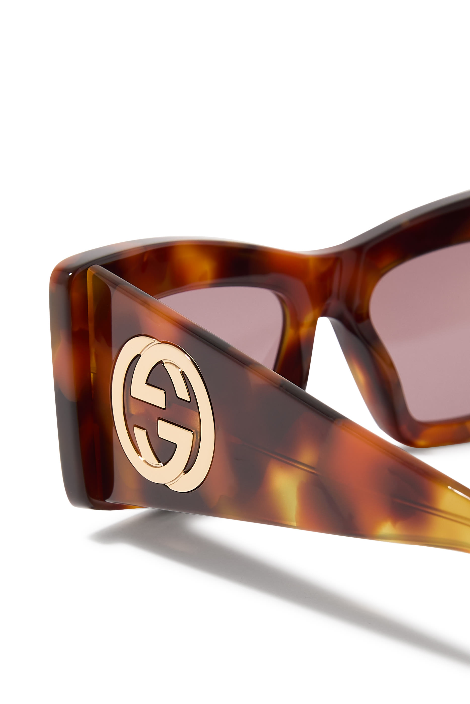 نظارة شمسية بإطار مربع