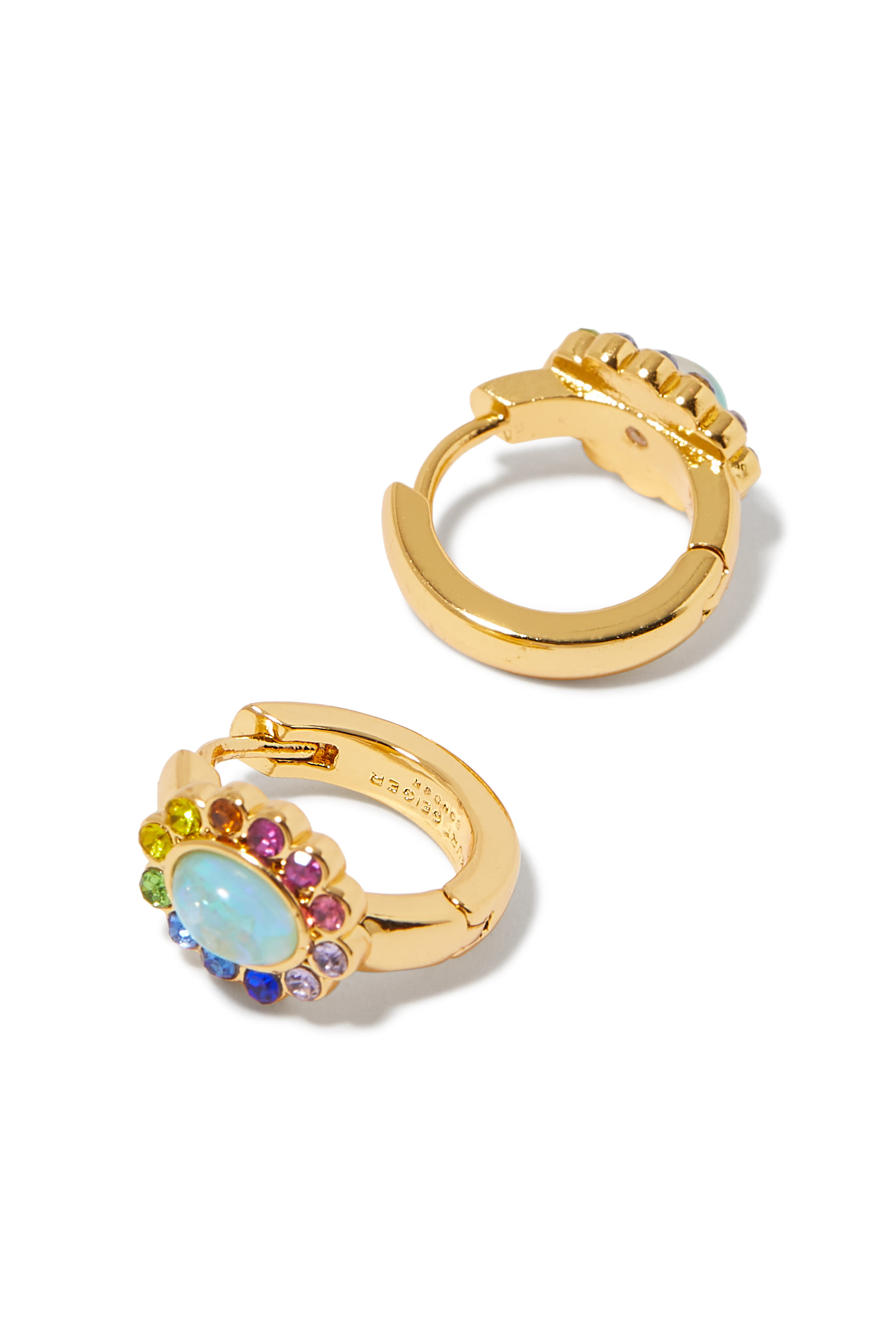 أقراط هاجي ريجنسي مزينة بالأوبال