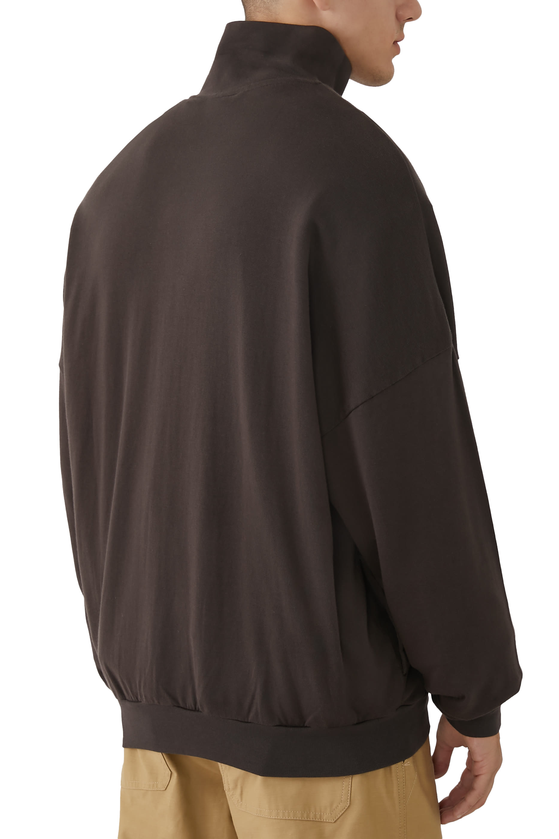 جاكيت رياضي نسيج بغرز عديدة