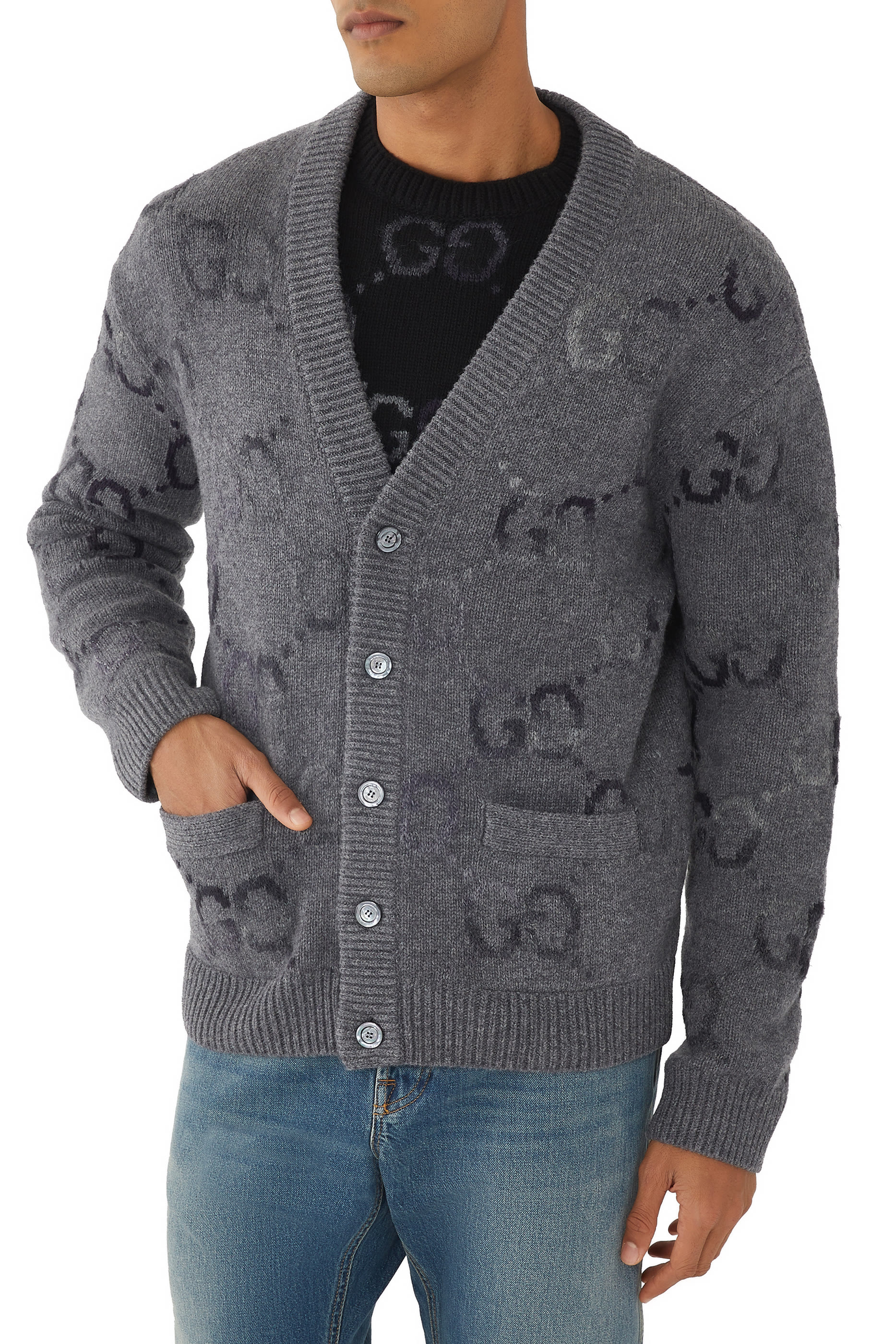 كارديجان صوف بحياكة إنتارسيا بشعار الماركة