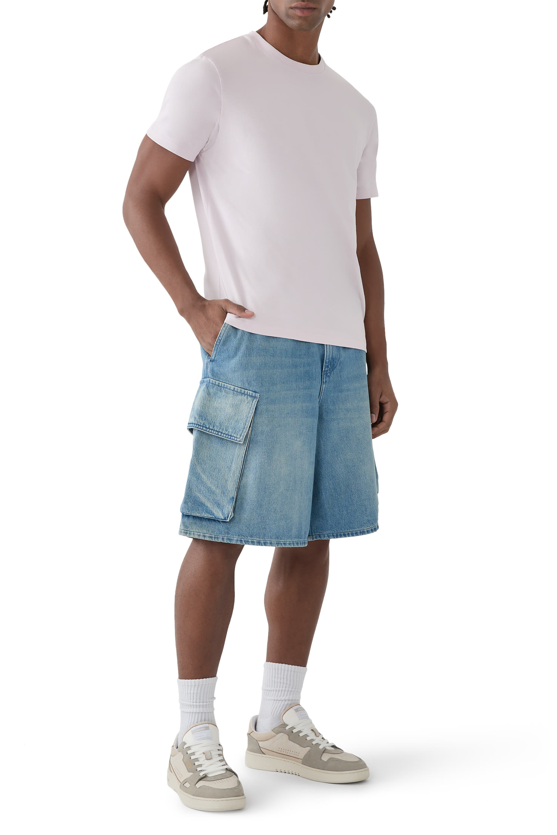 تيشيرت بشعار الماركة