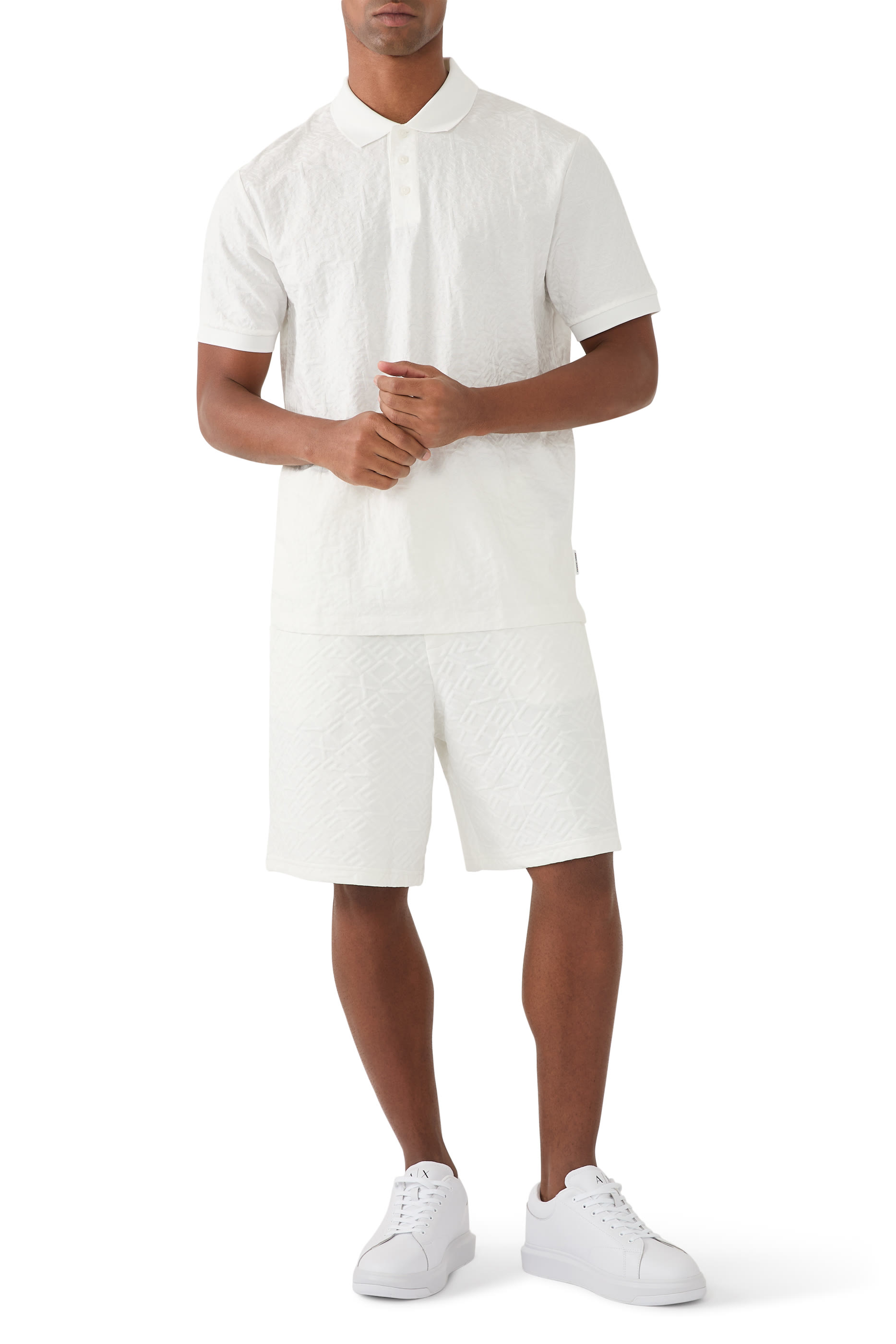 شورت بحروف شعار الماركة بالكامل