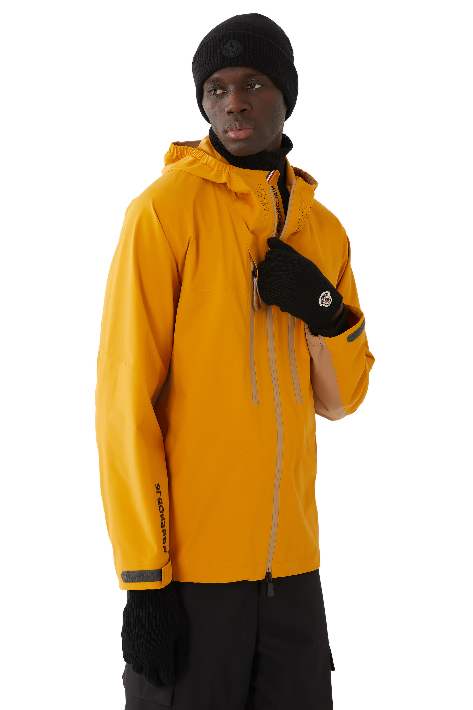 قفازات صوف بشعار الماركة