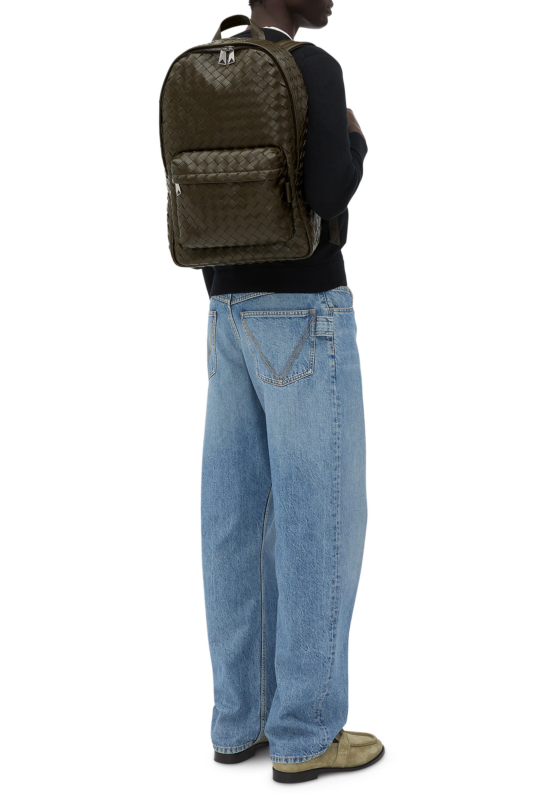 حقيبة ظهر متوسطة بتصميم مجدول