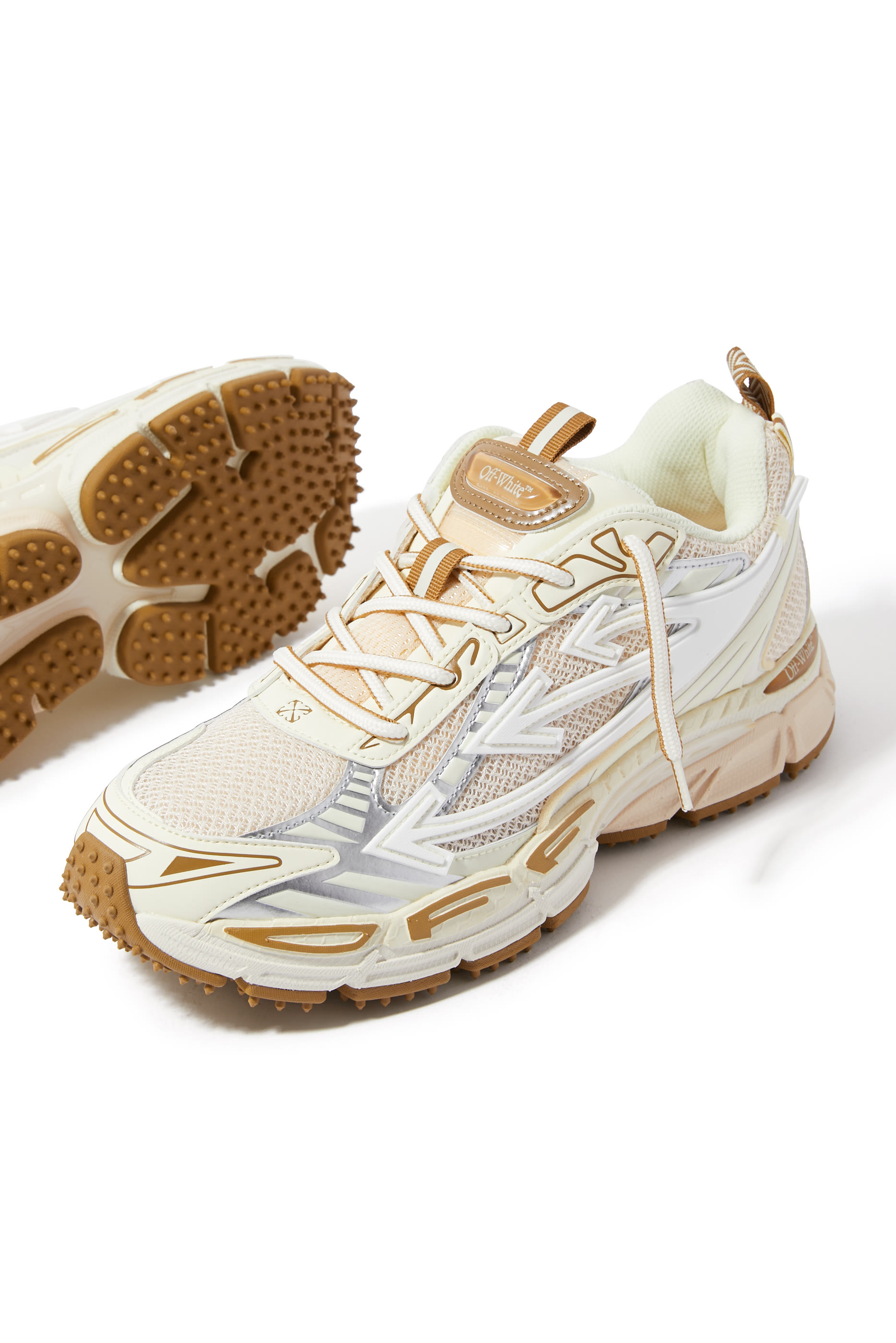 سنيكرز أو دبليو بي رايت باك