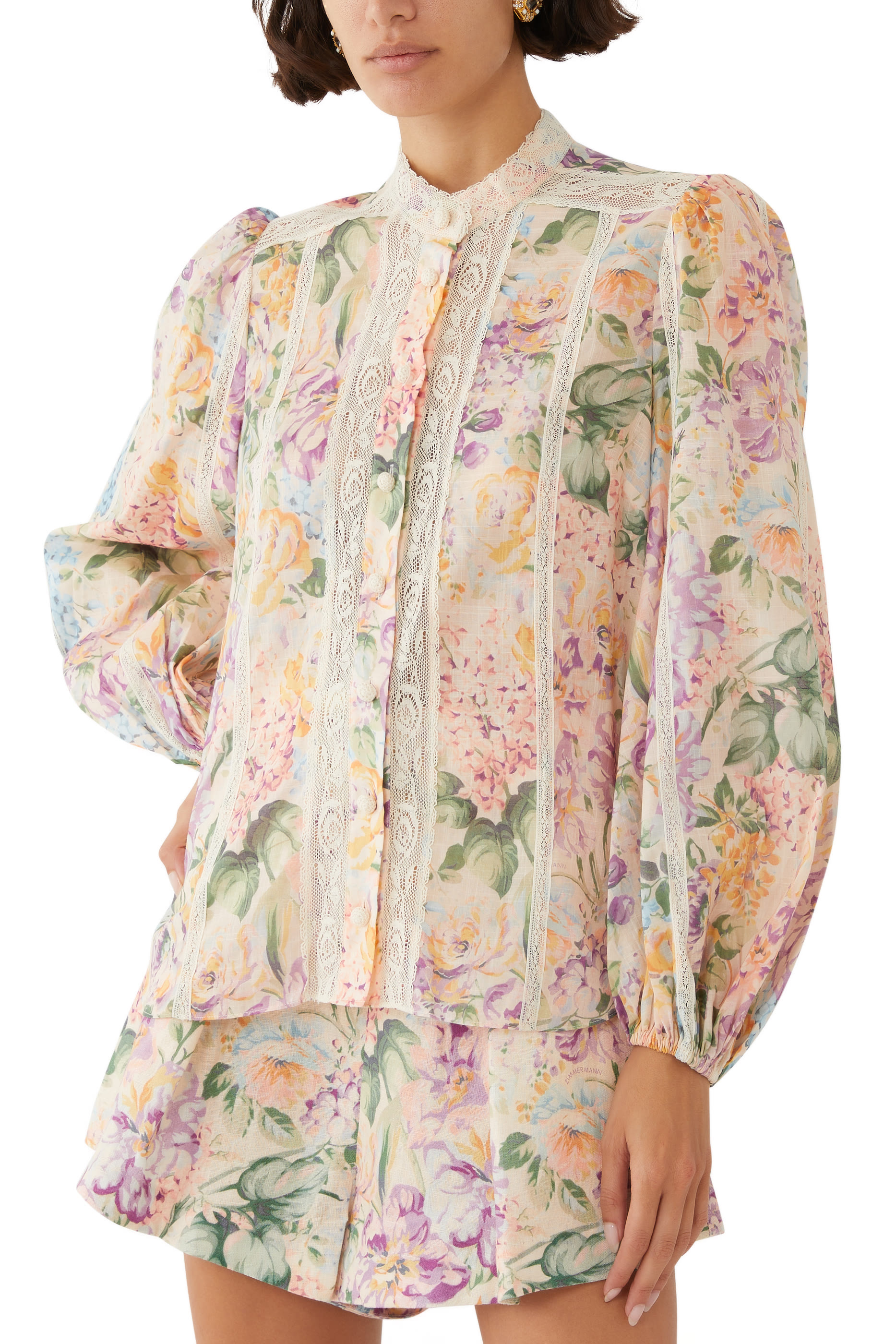 قميص هاليداي بحافة دانتيل