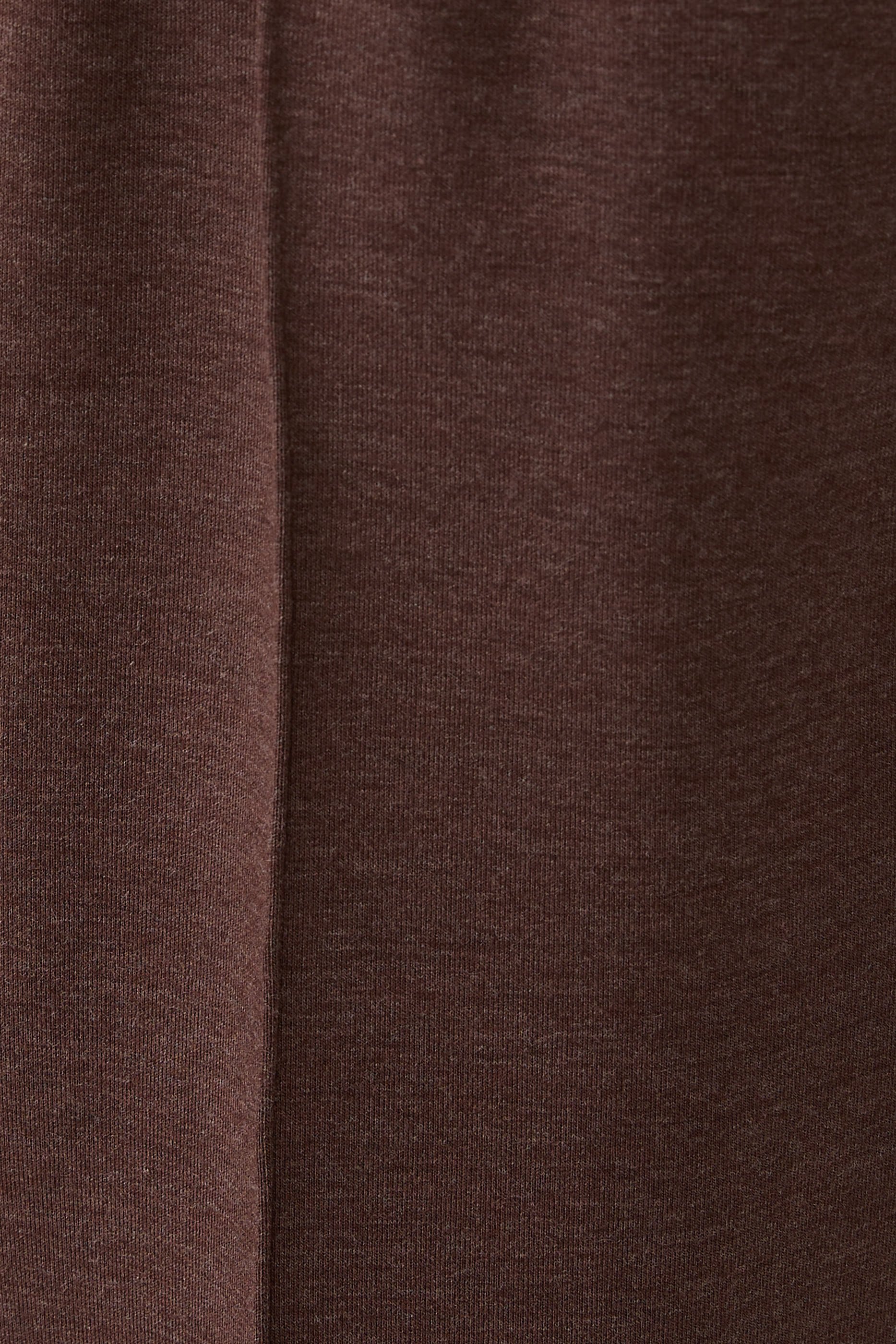 بنطال بقصة ساق واسعة