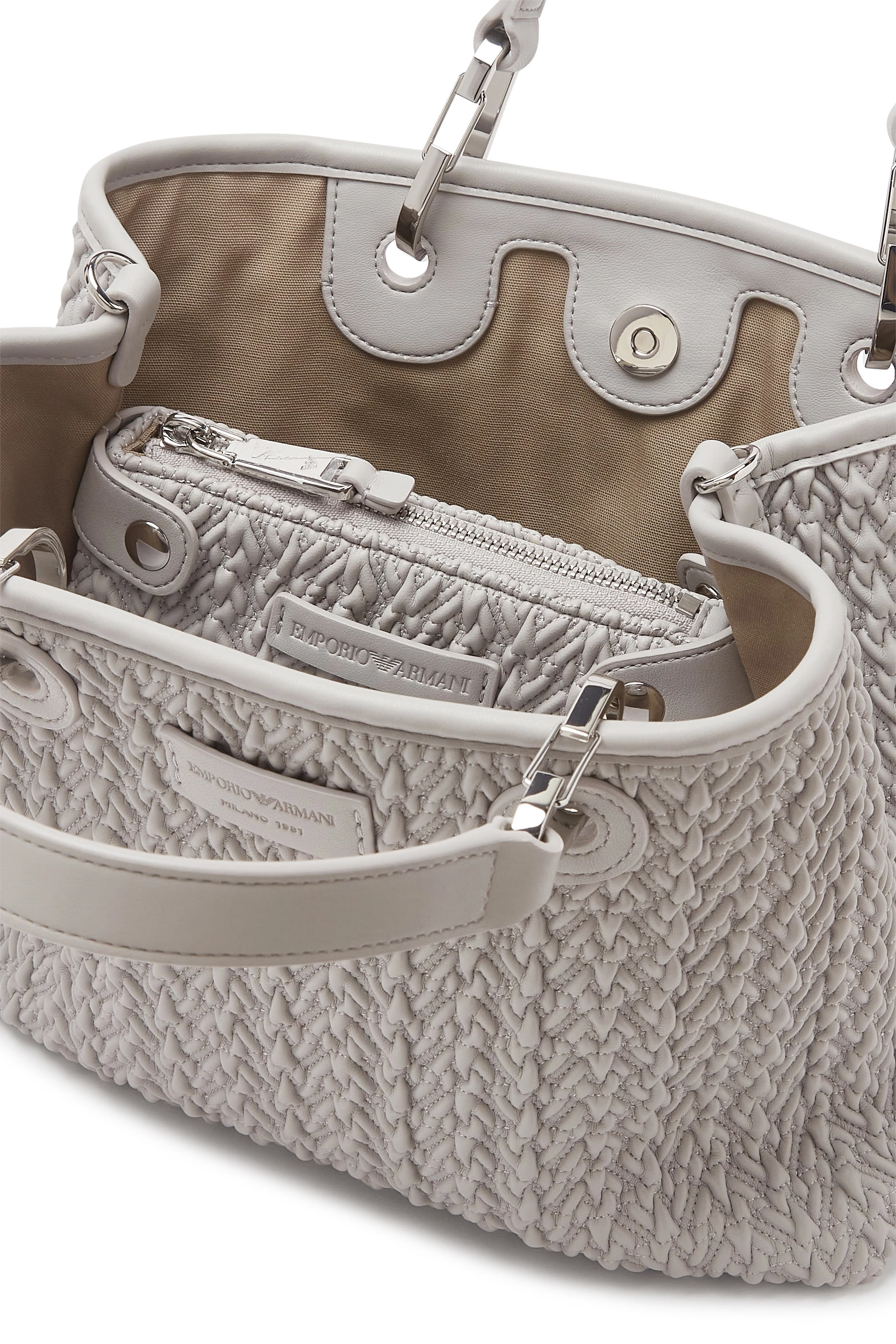 حقيبة يد ماي اي ايه صغيرة جلد بتفاصيل متداخلة