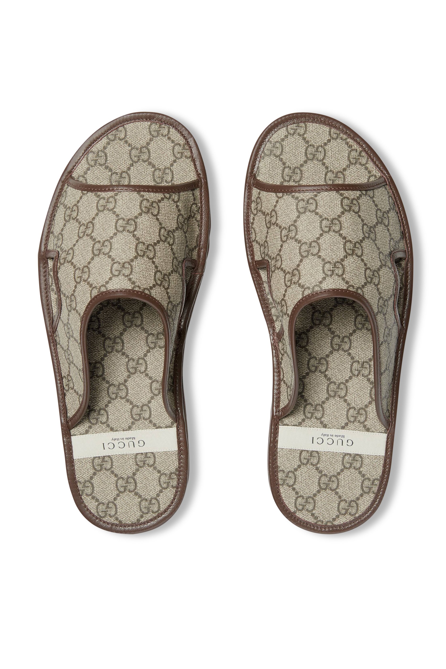 حذاء مفتوح سوبريم