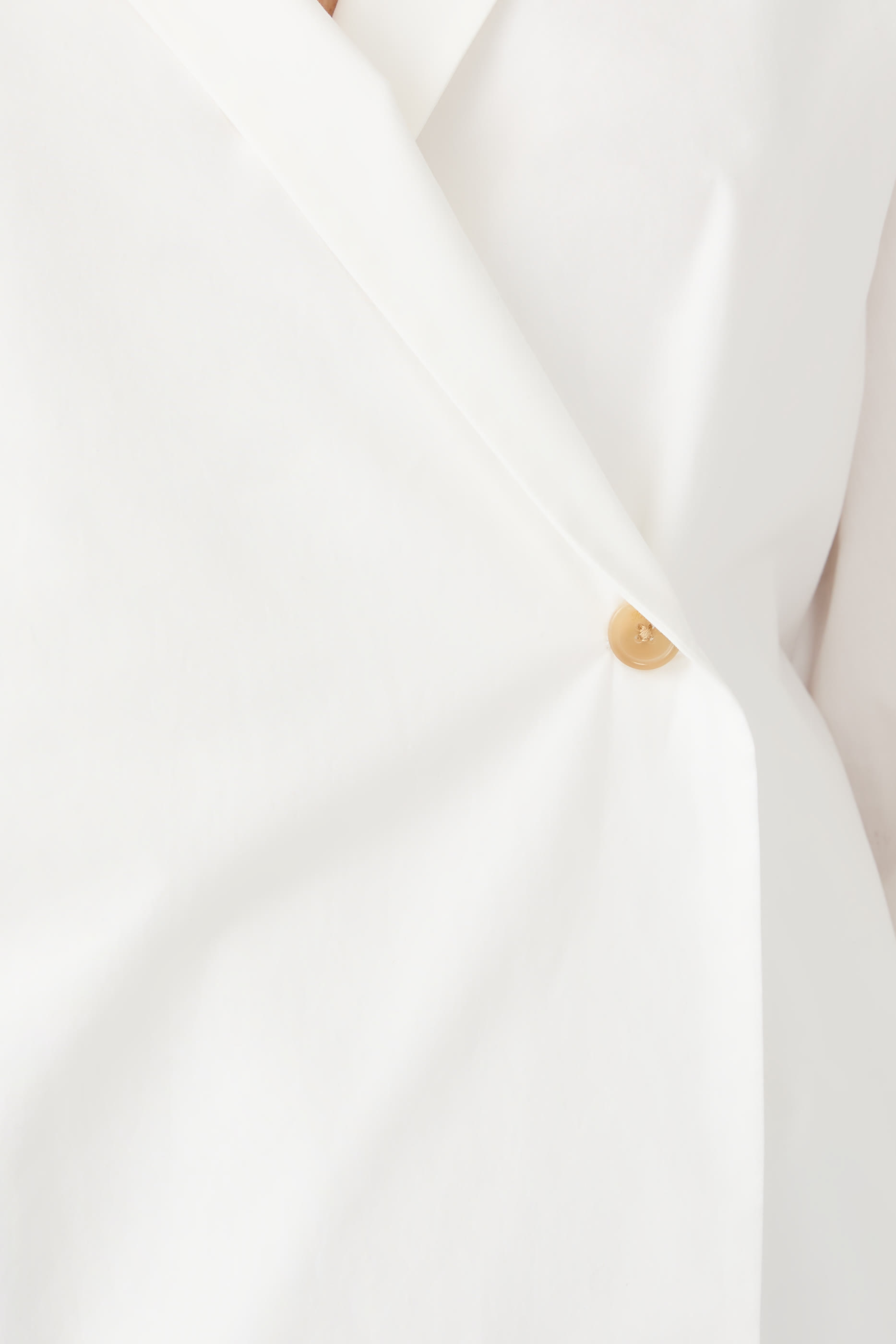 بلوزة أشتون