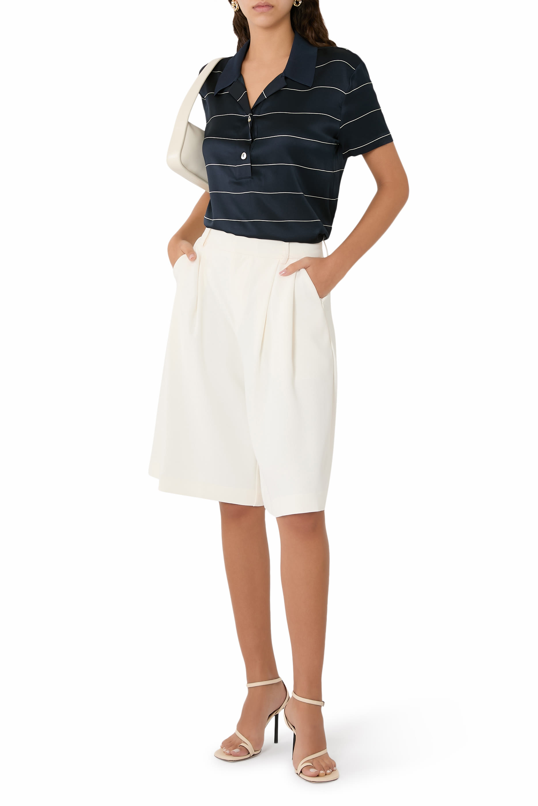 قميص بولو مخطط بياقة منسوجة حرير