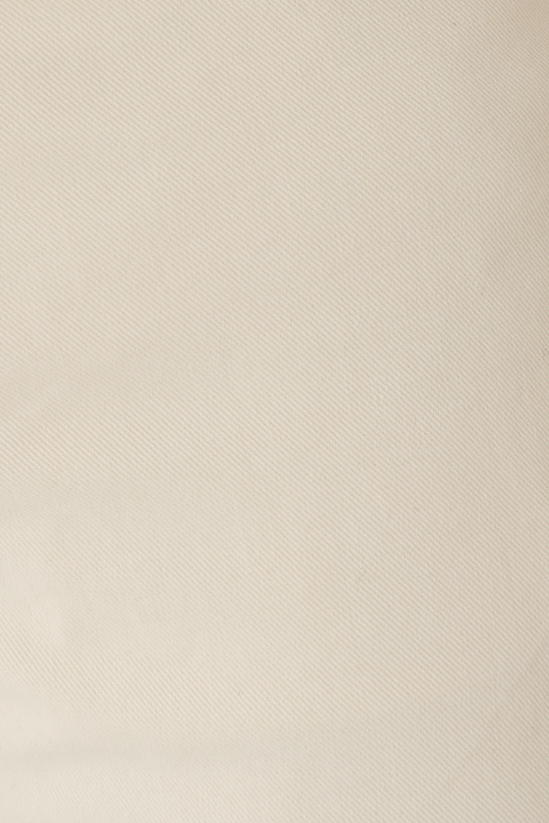 بنطال جينز بقصة ساق مستقيمة وخمسة جيوب